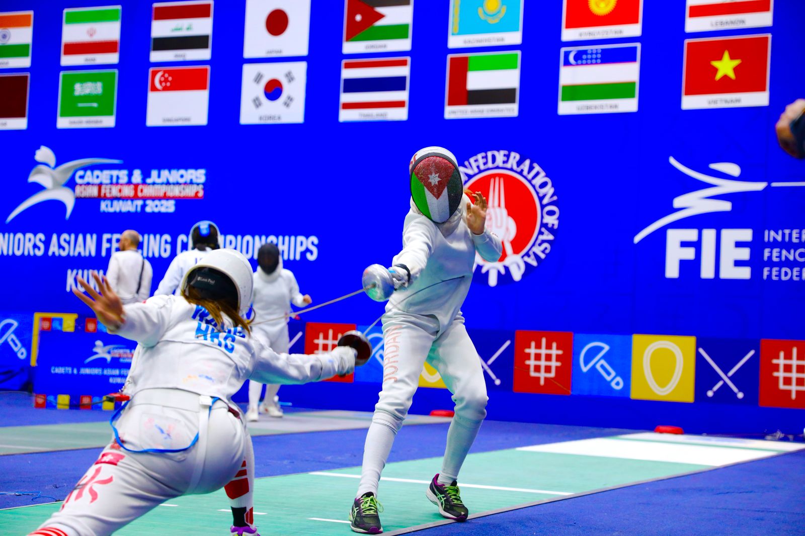 Madar Al-Saa Images 0.957642403029821