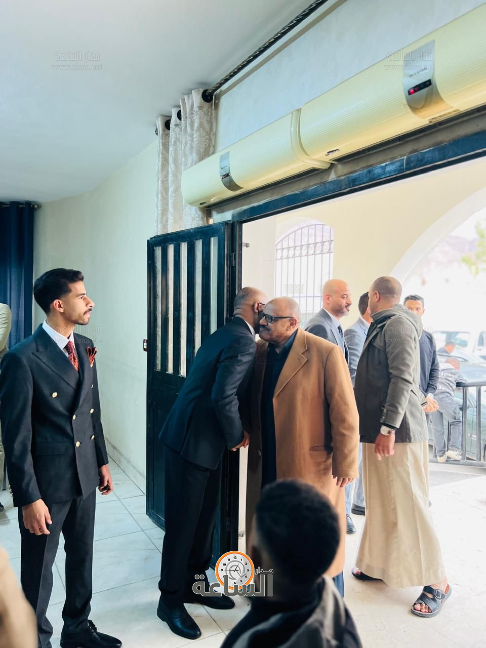 Madar Al-Saa Images 0.7667841863424694