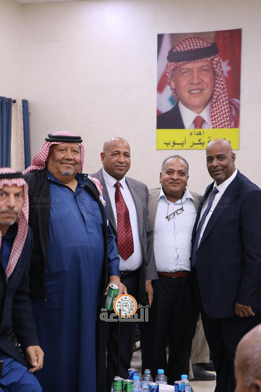 Madar Al-Saa Images 0.9171107706230441