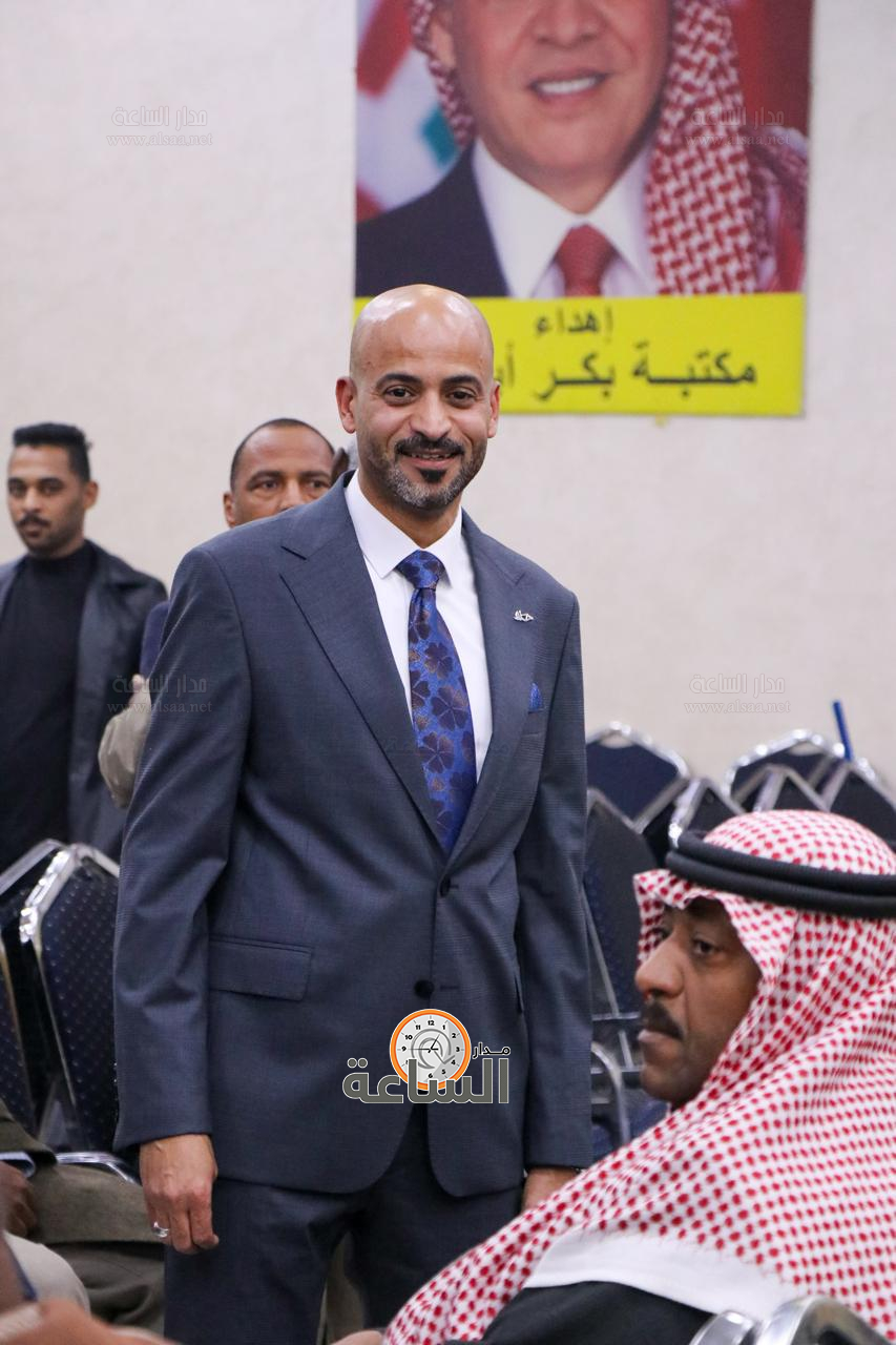 Madar Al-Saa Images 0.534538883254688