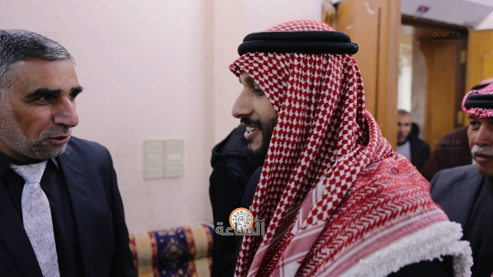 Madar Al-Saa Images 0.4343028105725355