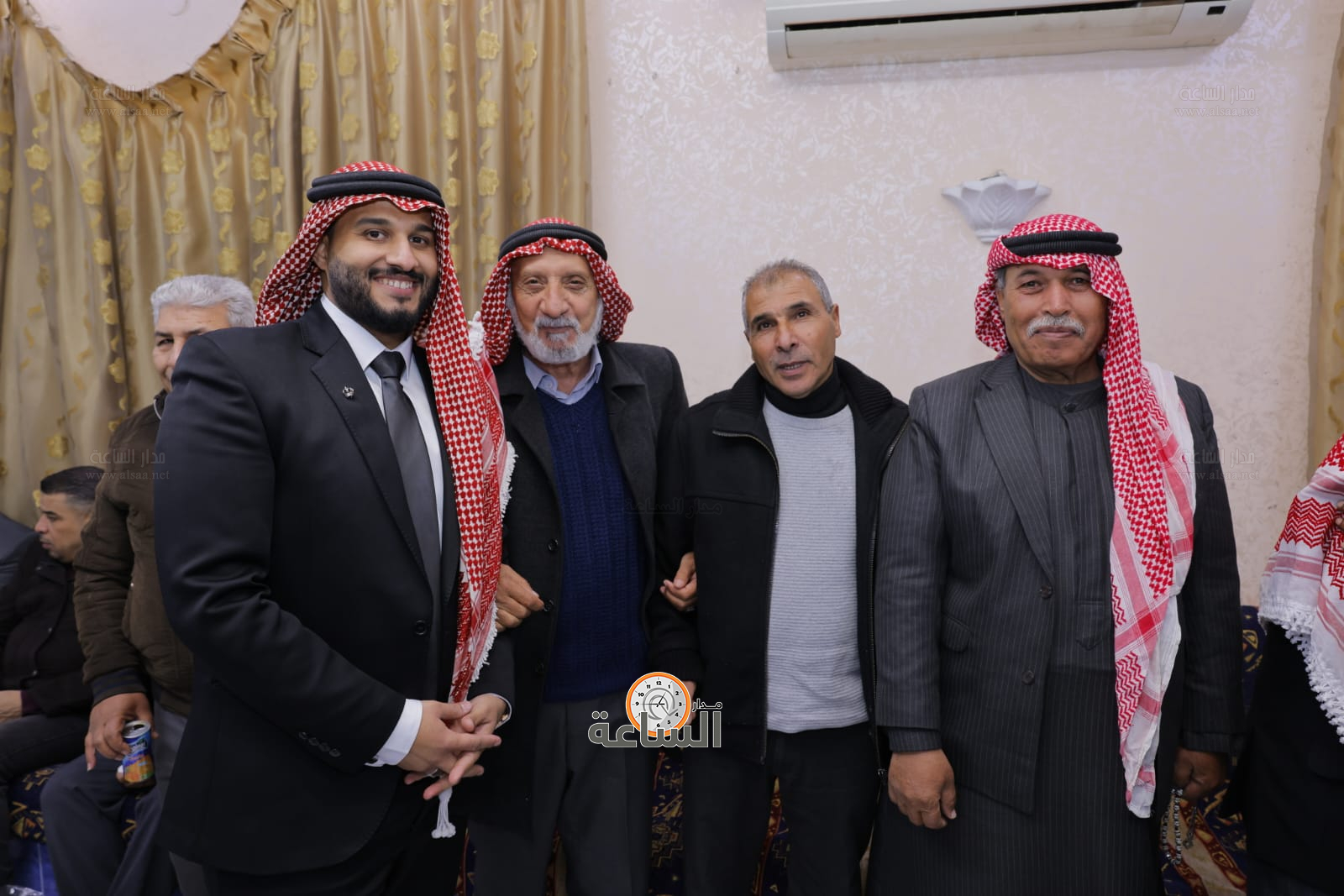 Madar Al-Saa Images 0.38613277485811515