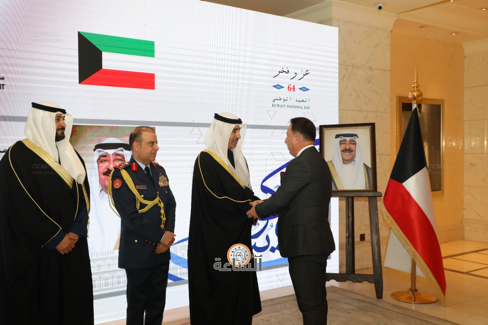 Madar Al-Saa Images 0.7831758381396821