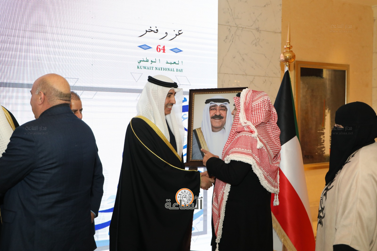 Madar Al-Saa Images 0.8274541060723453