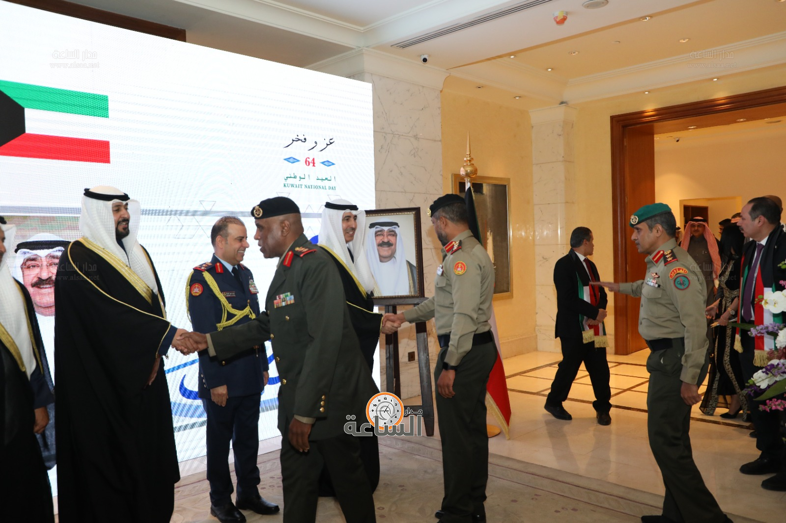 Madar Al-Saa Images 0.9948385920024048