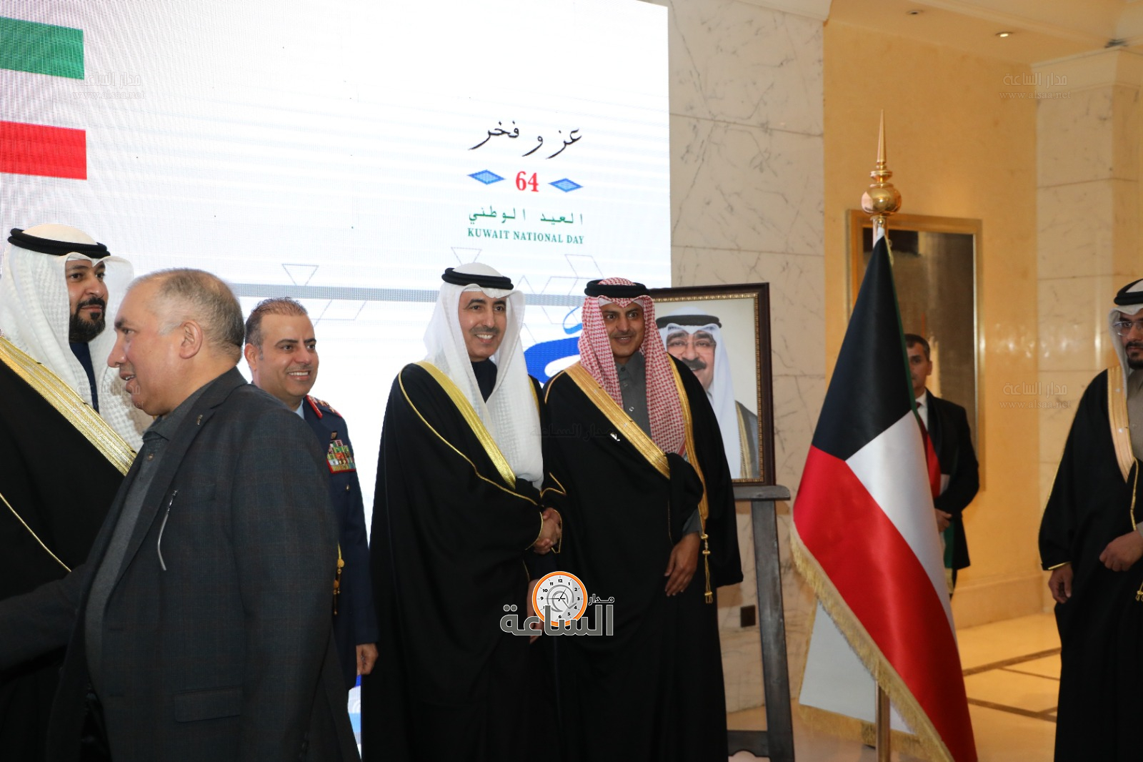 Madar Al-Saa Images 0.34326797543252674