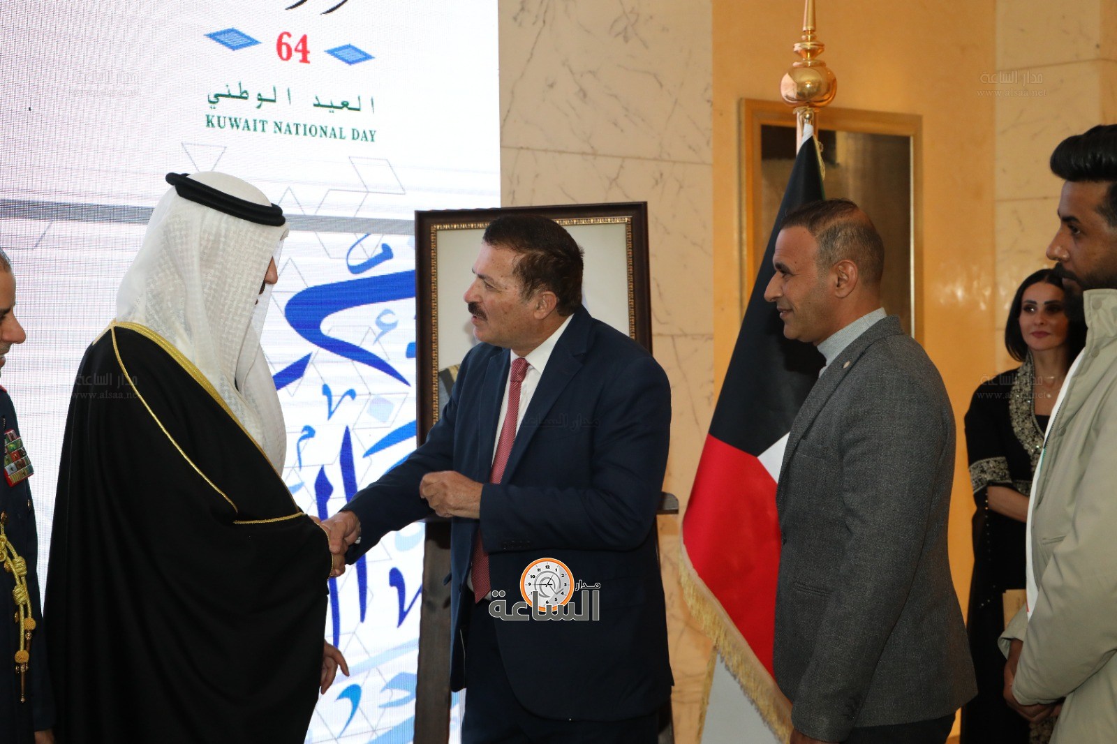 Madar Al-Saa Images 0.015355476929996614