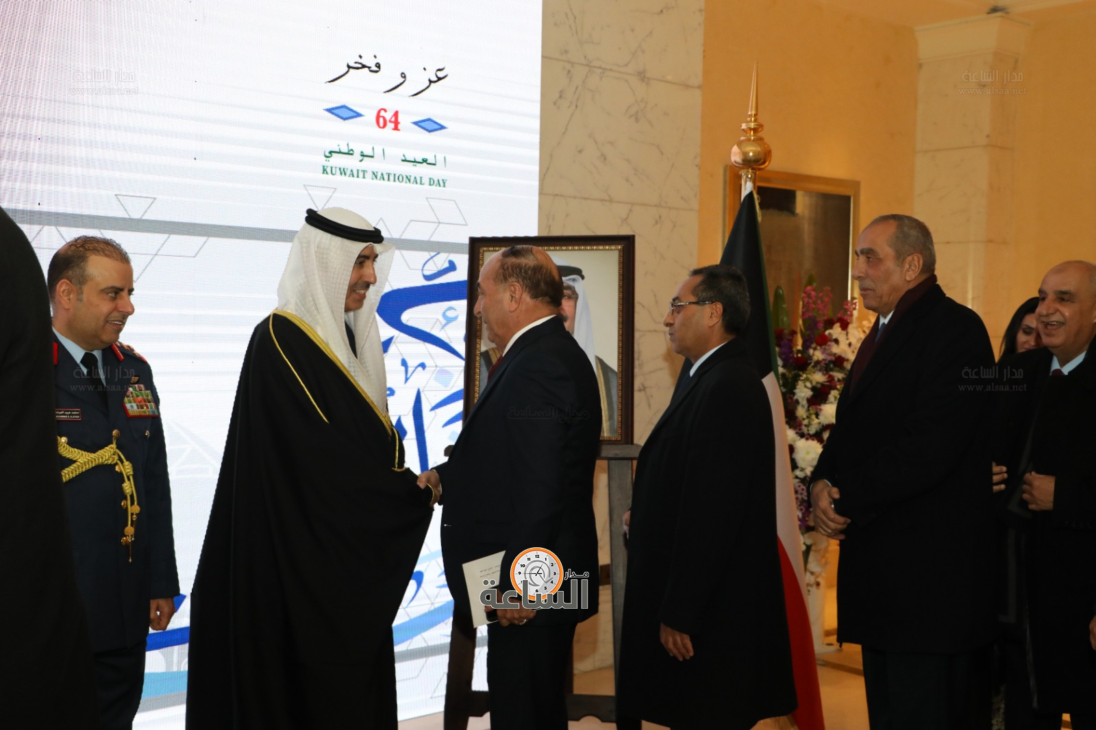 Madar Al-Saa Images 0.534076347153807