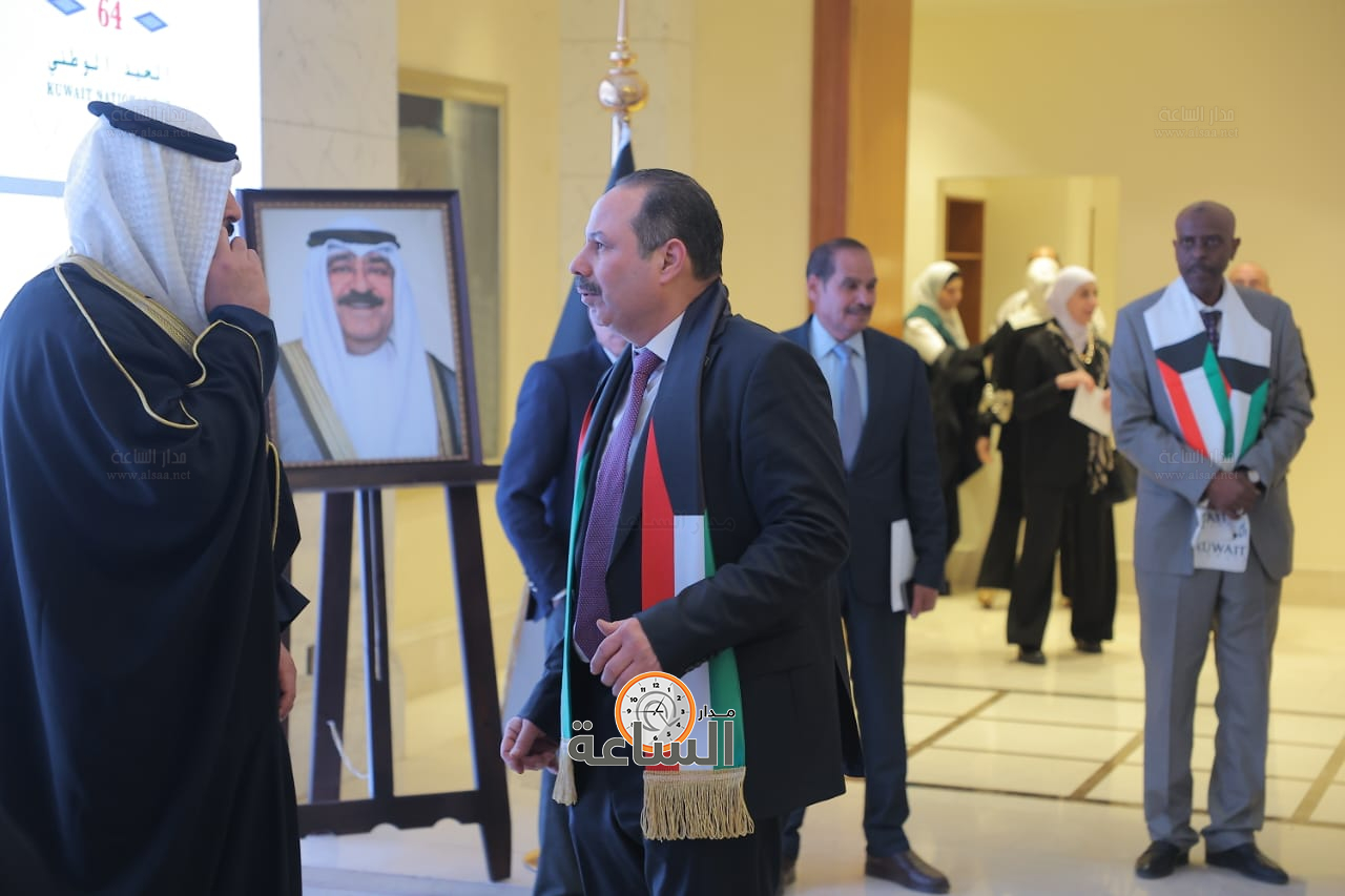 Madar Al-Saa Images 0.8627619067893573