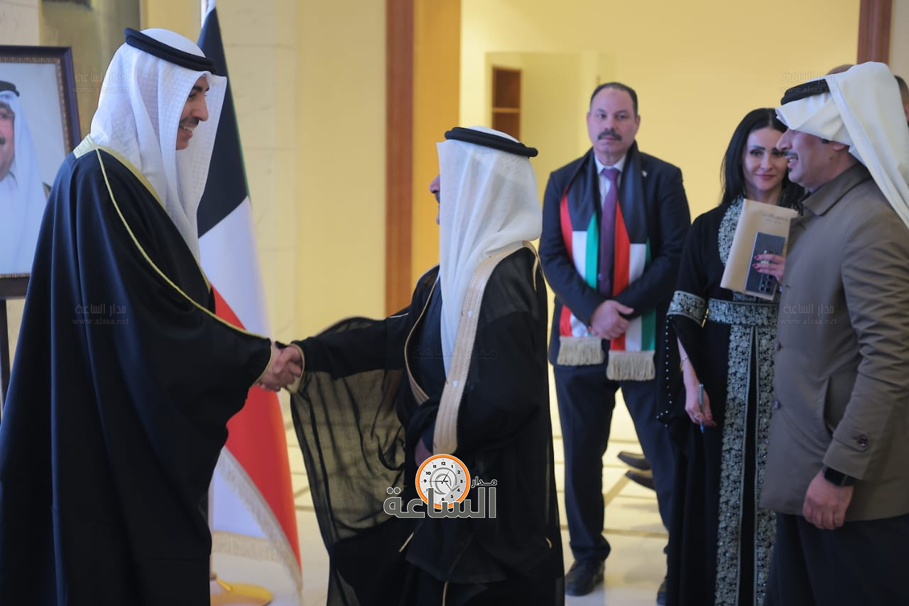 Madar Al-Saa Images 0.8116640998671372