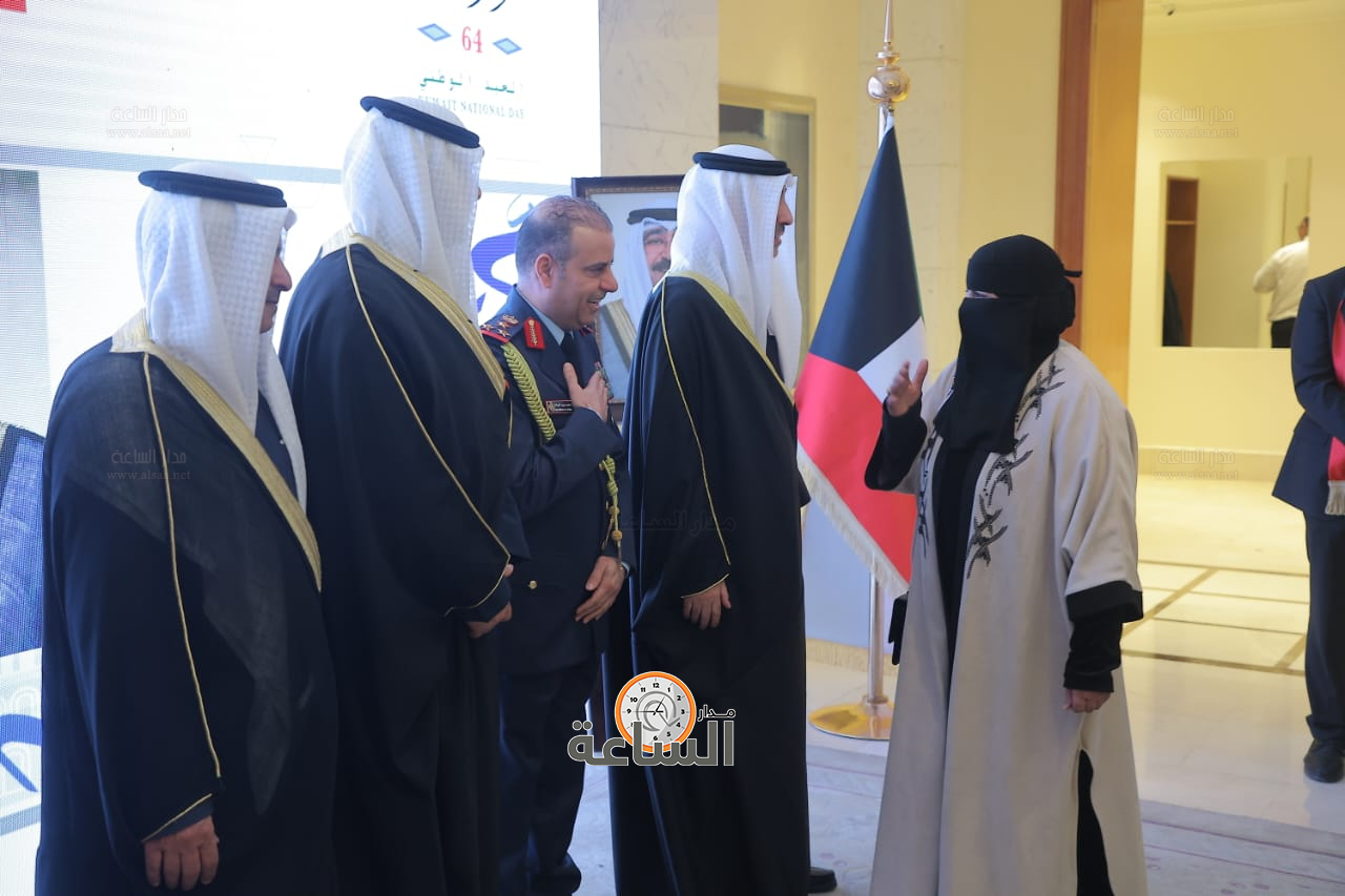 Madar Al-Saa Images 0.9209232294283825