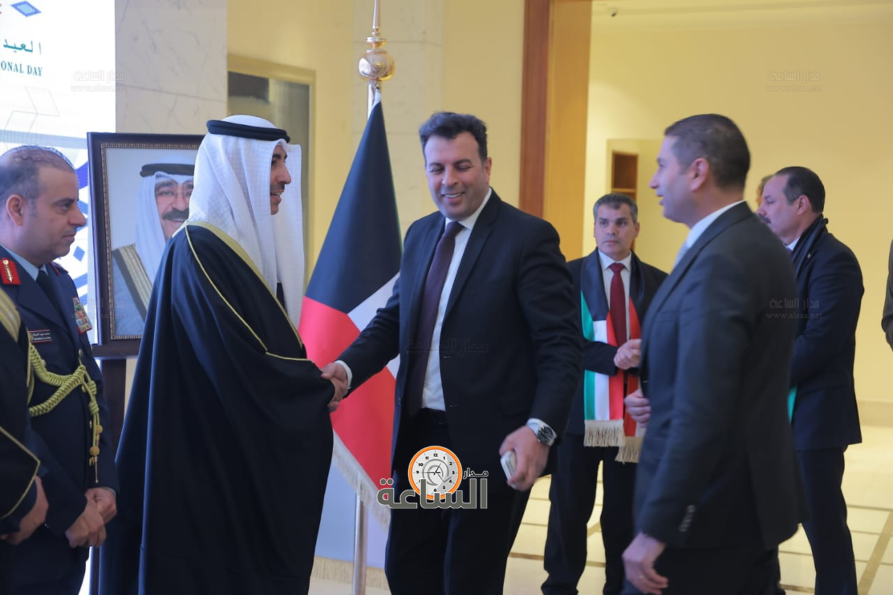 Madar Al-Saa Images 0.36202185009042