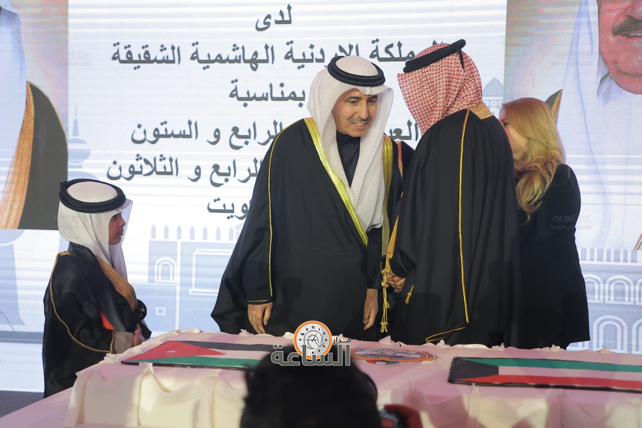 Madar Al-Saa Images 0.16702598436033966