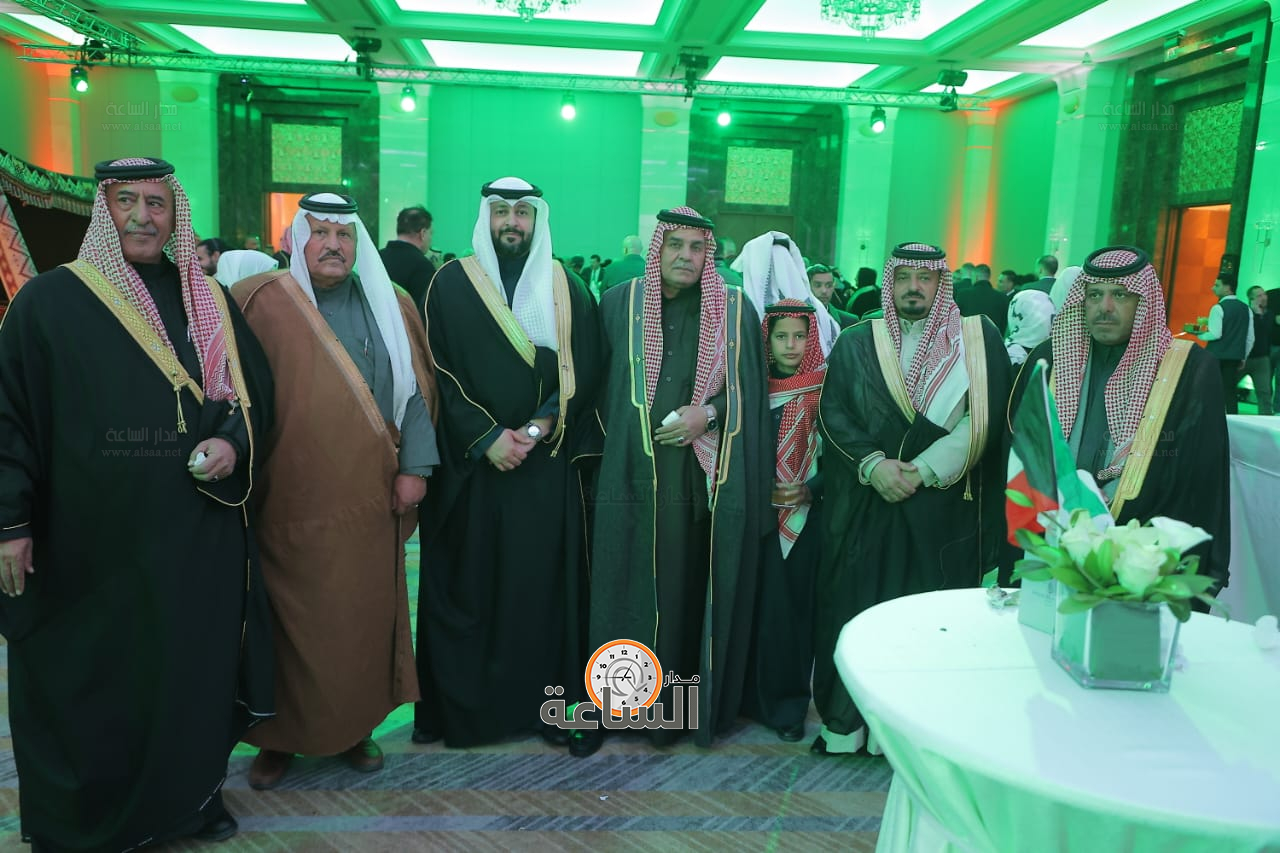 Madar Al-Saa Images 0.41745263889531947