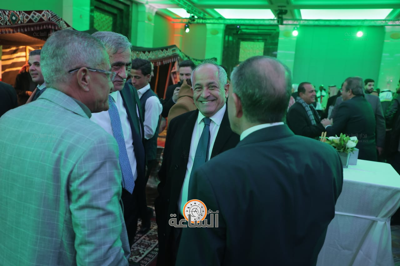 Madar Al-Saa Images 0.7603059357060589