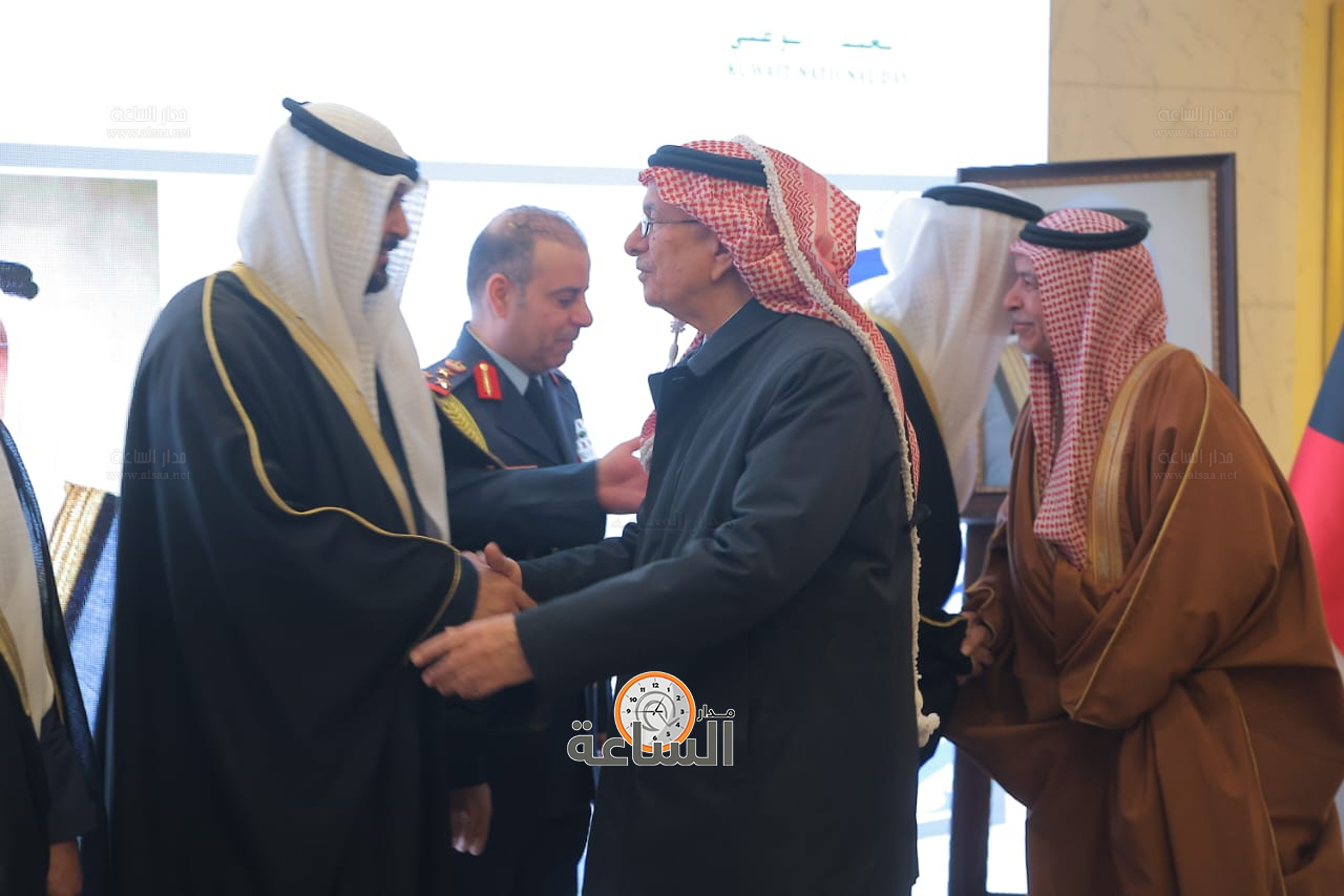 Madar Al-Saa Images 0.614148745649602