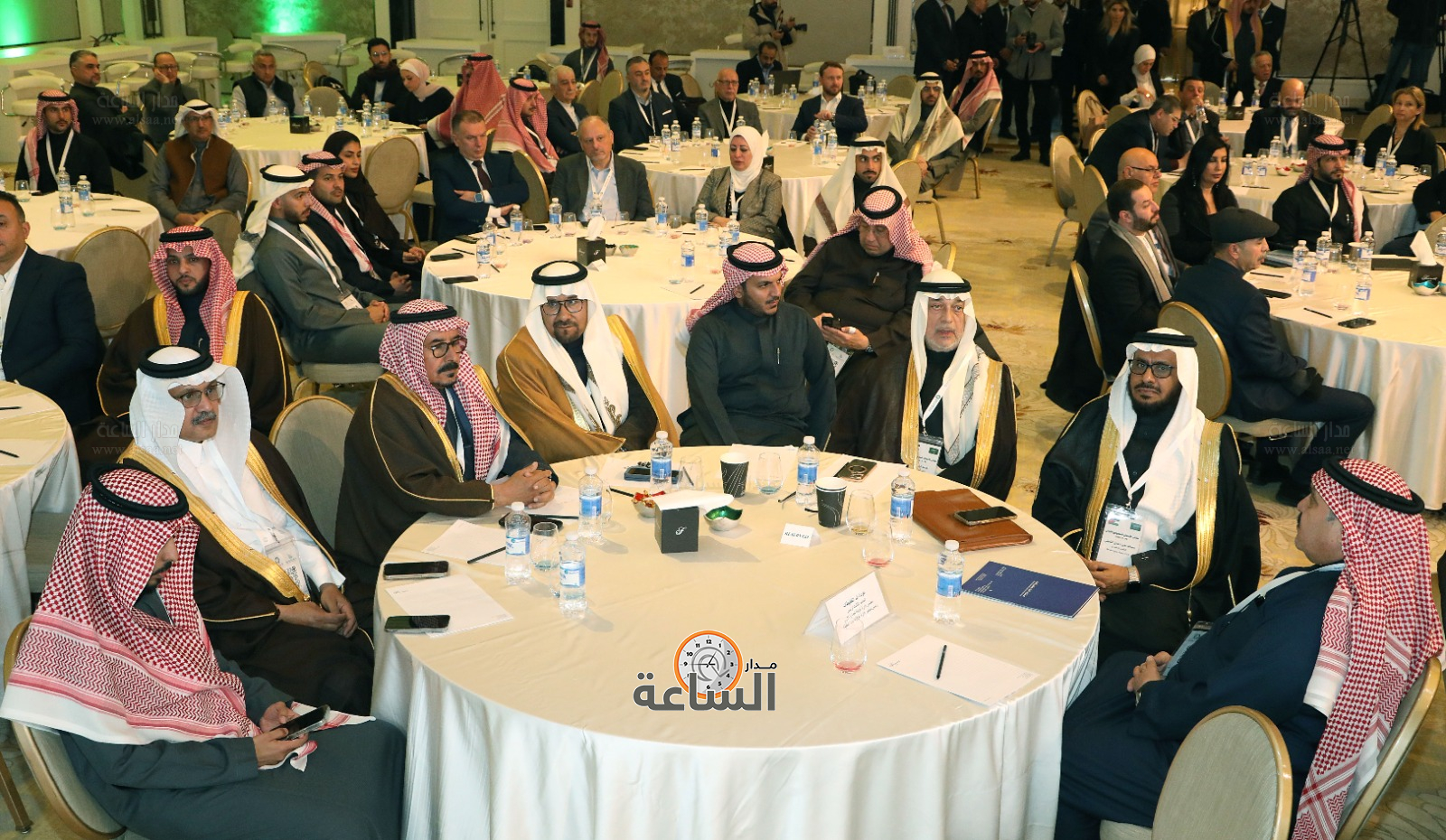 Madar Al-Saa Images 0.40977983423073483