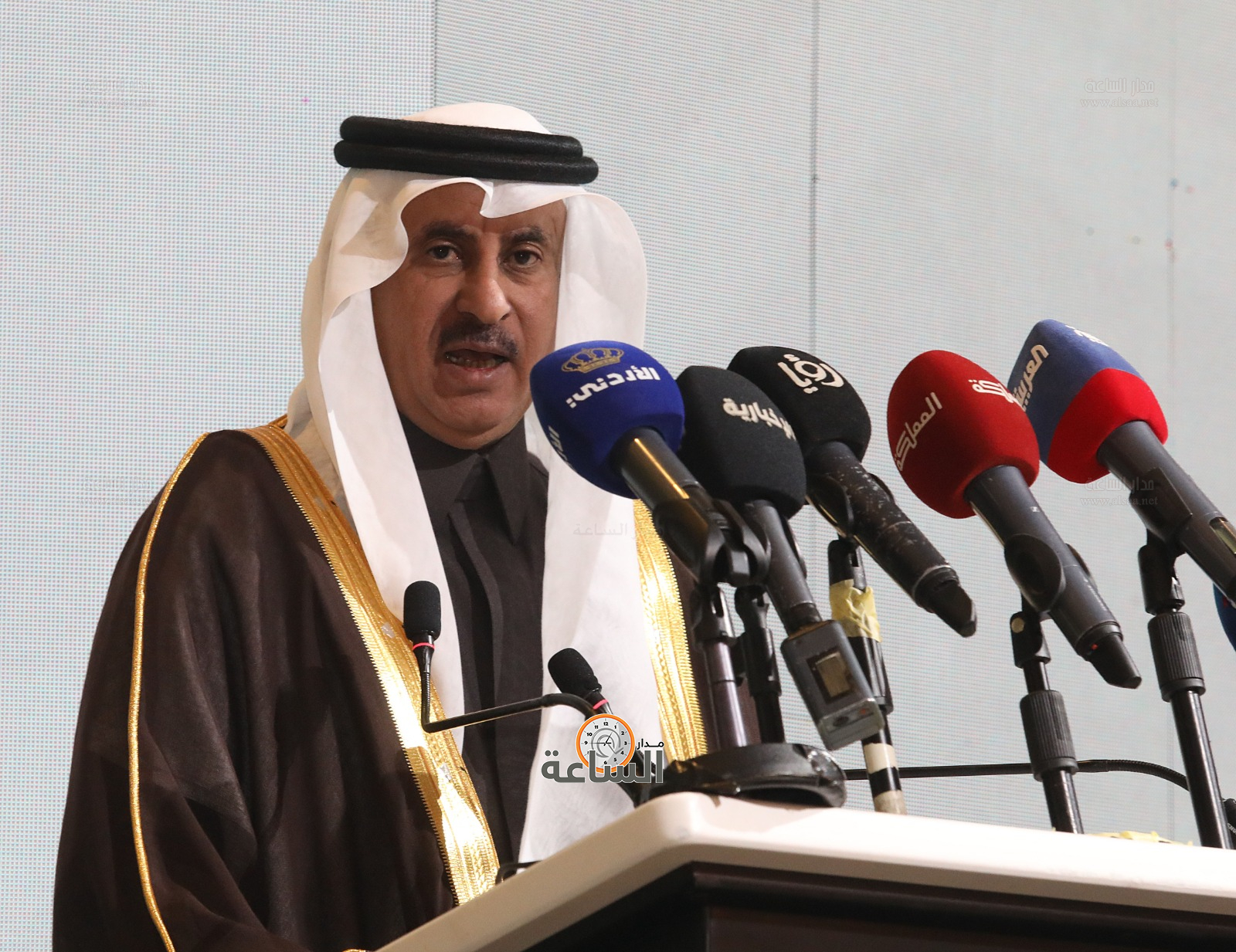 Madar Al-Saa Images 0.6198224065999107