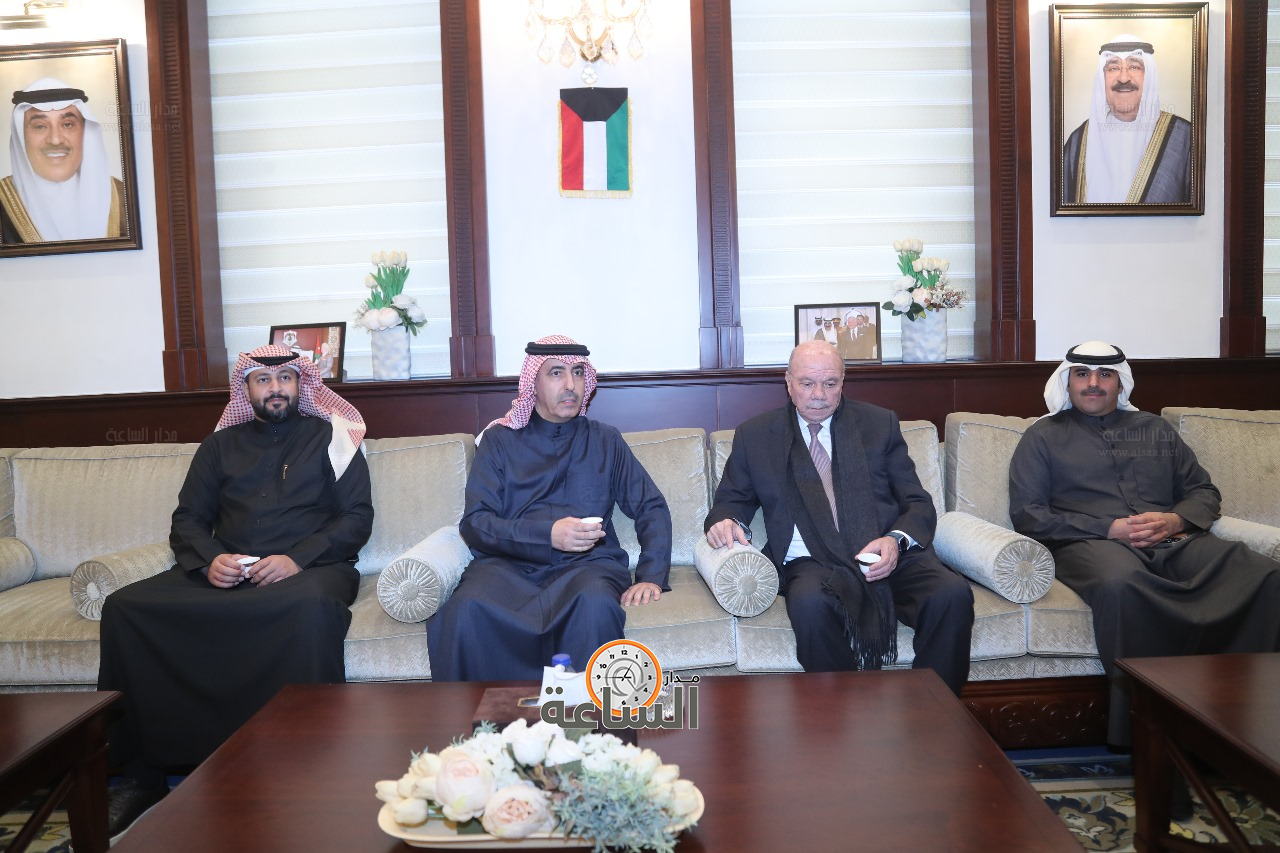 Madar Al-Saa Images 0.8183044647957018