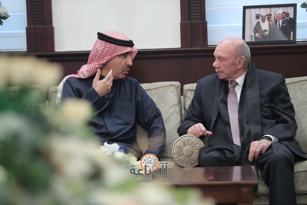 Madar Al-Saa Images 0.49192324548936095