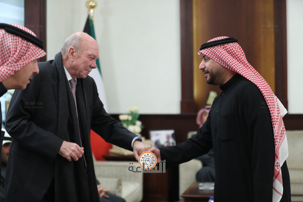 Madar Al-Saa Images 0.722873598411798