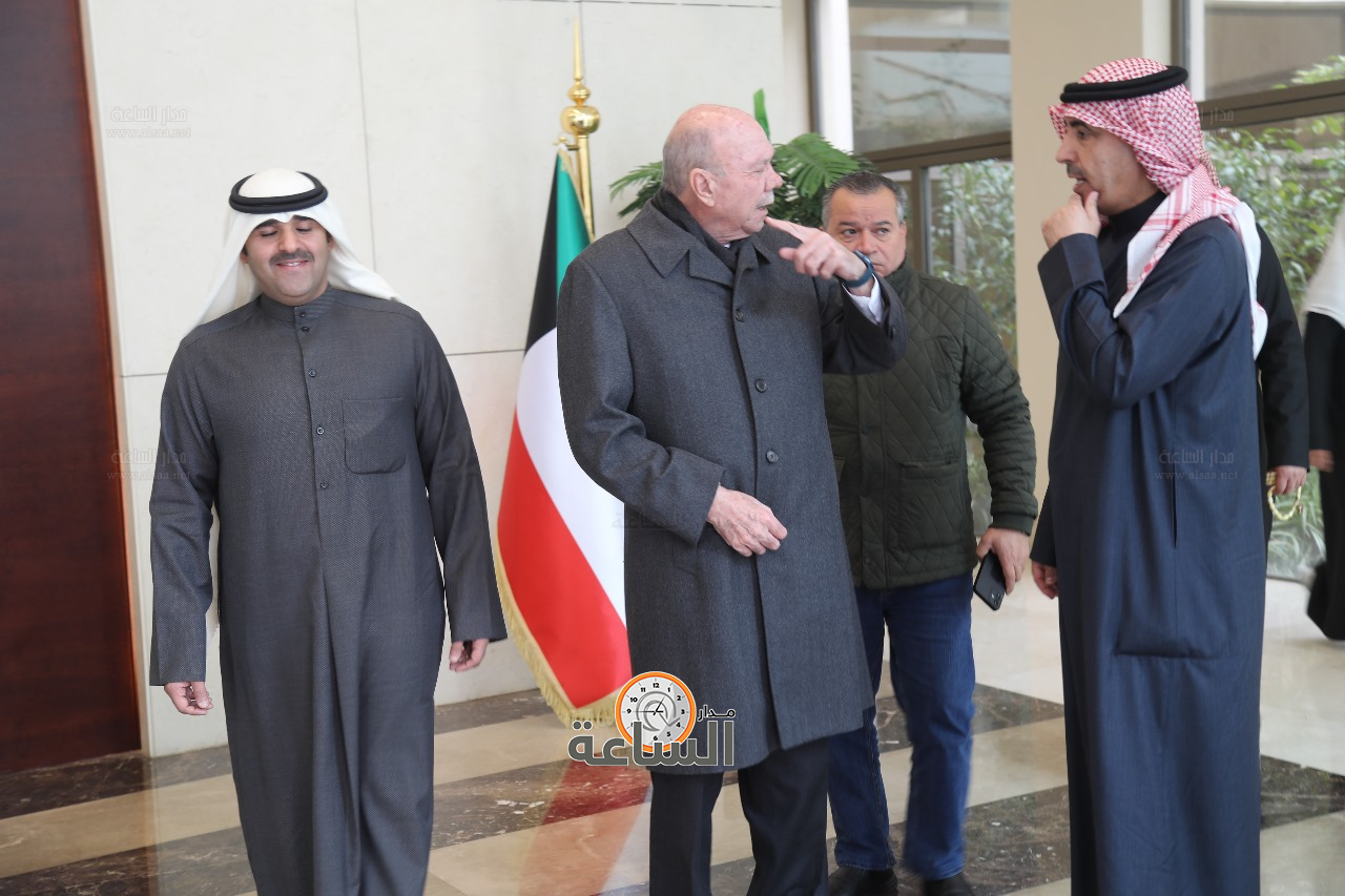 Madar Al-Saa Images 0.6190493036560991