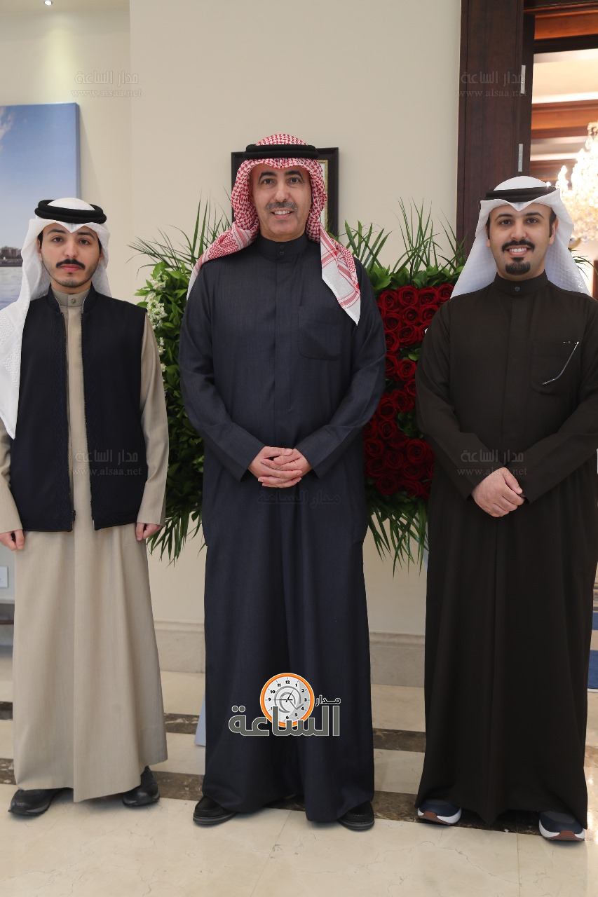 Madar Al-Saa Images 0.42899744169152254