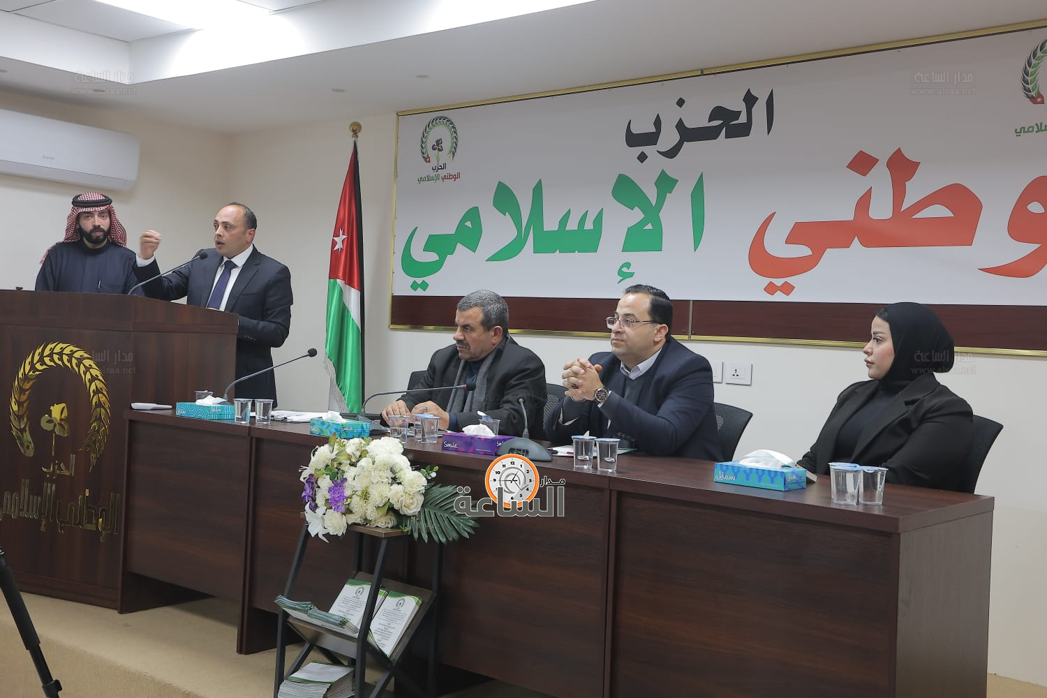 Madar Al-Saa Images 0.44019498702542403