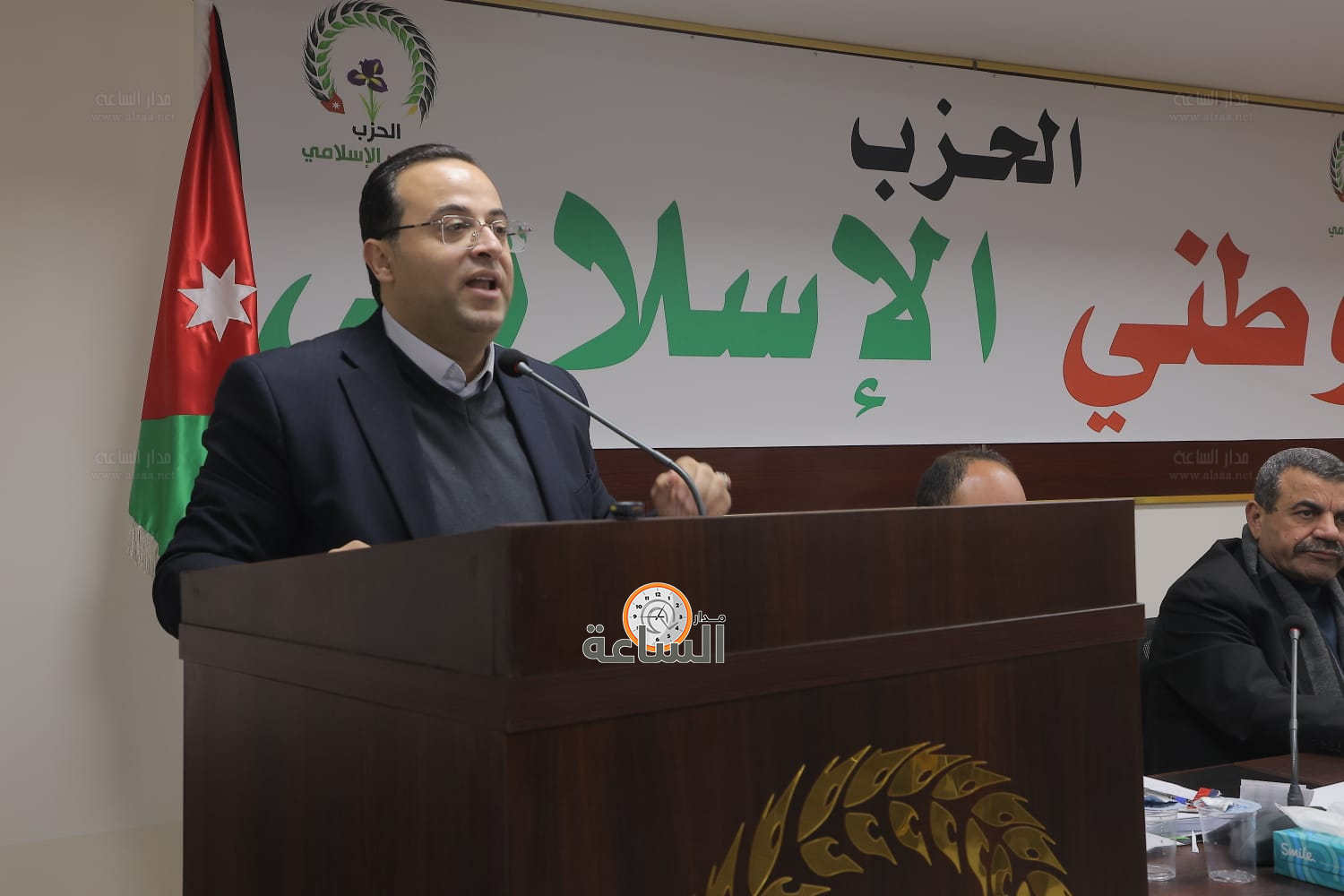 Madar Al-Saa Images 0.7047012760684714