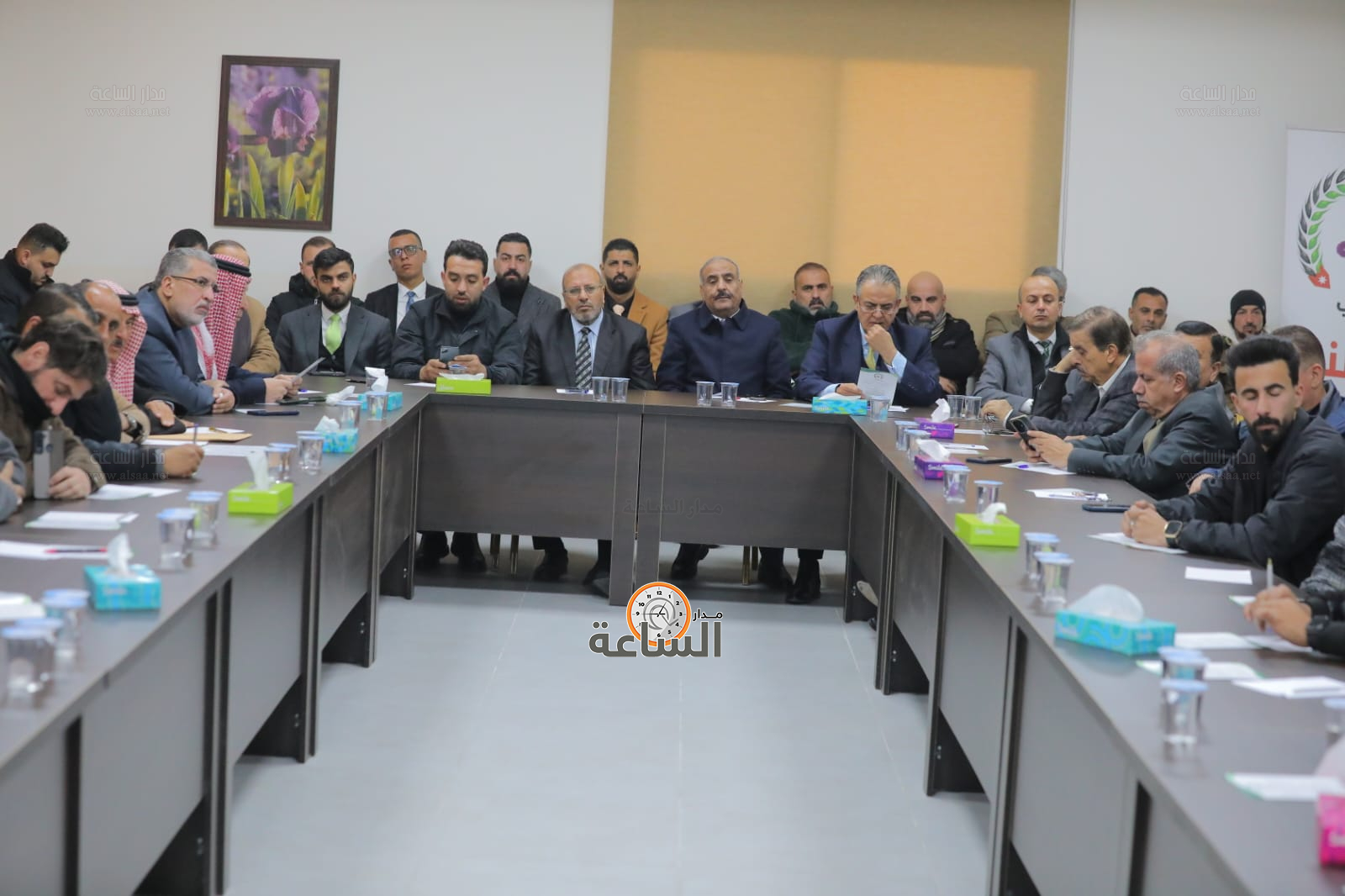 Madar Al-Saa Images 0.388108475879811