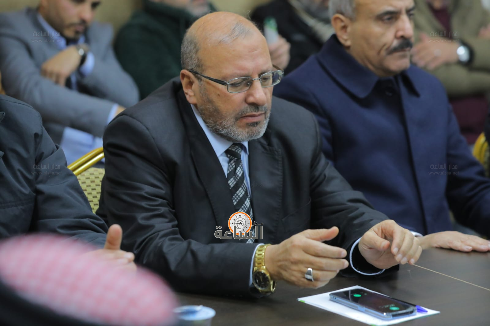 Madar Al-Saa Images 0.39373426778179965