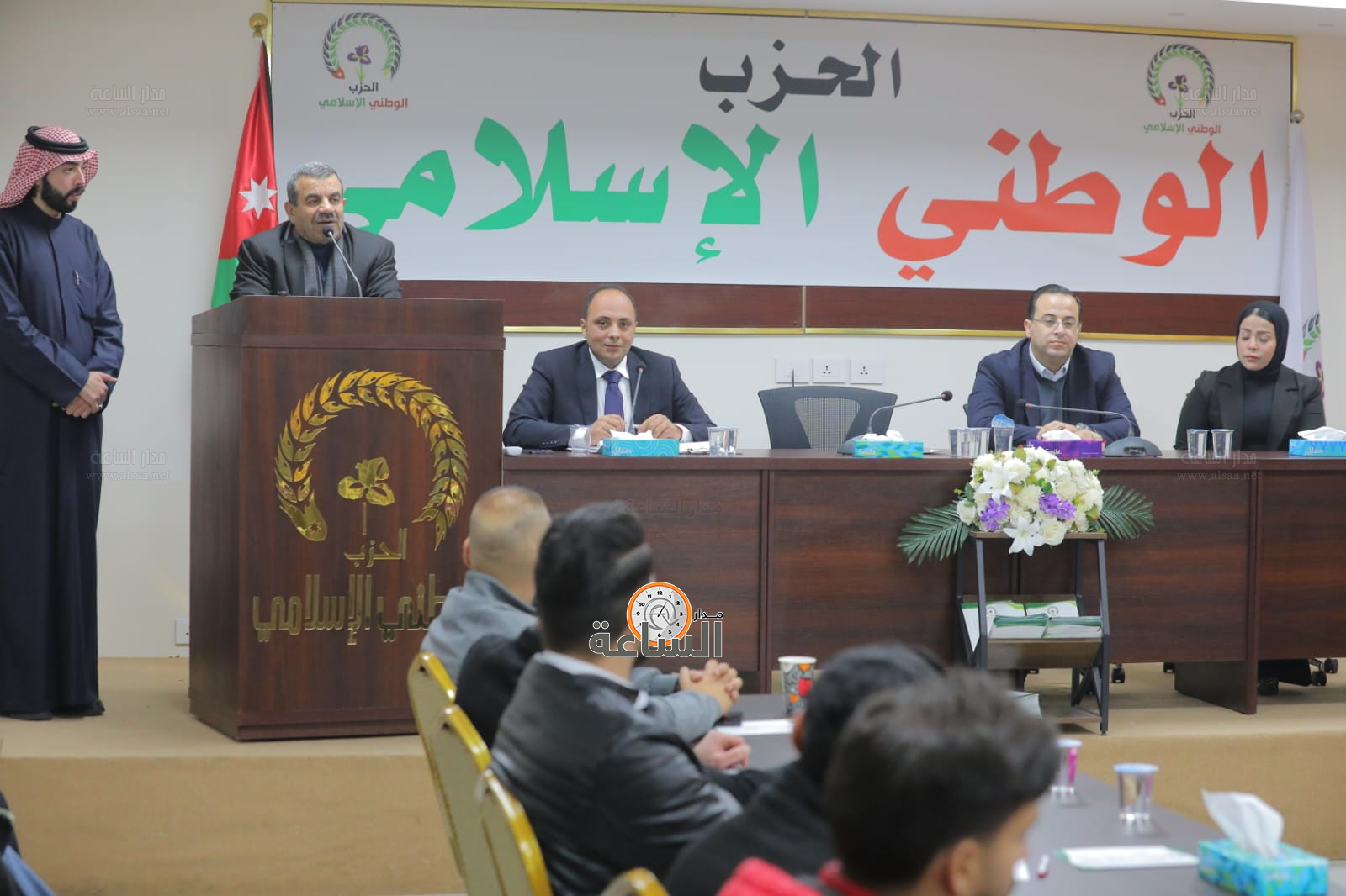 Madar Al-Saa Images 0.7413583487498399