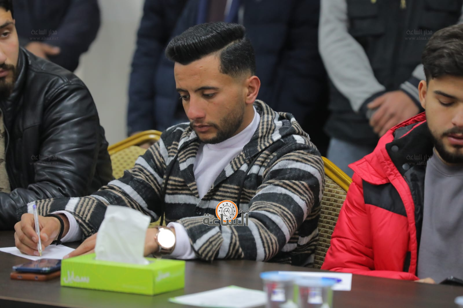 Madar Al-Saa Images 0.05818266570926767