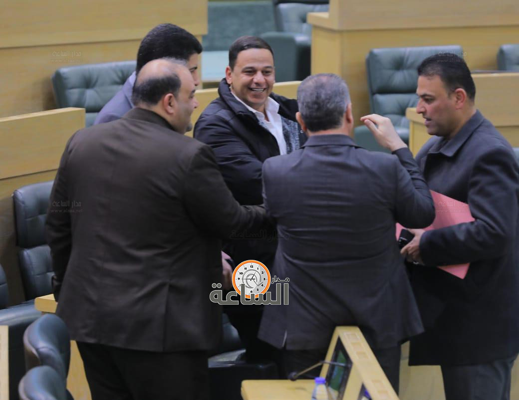 Madar Al-Saa Images 0.20597223971176315