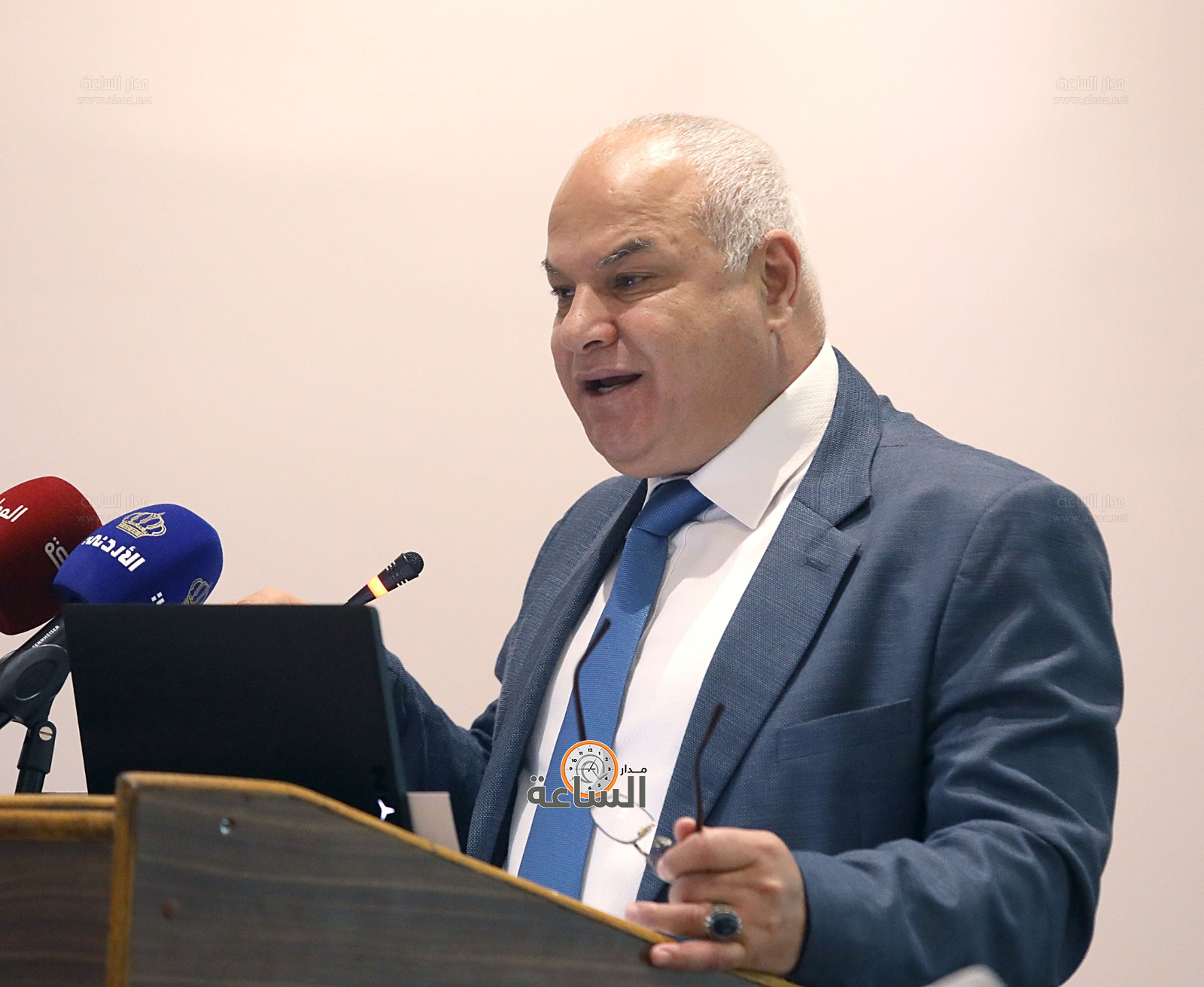 Madar Al-Saa Images 0.9299987655593995