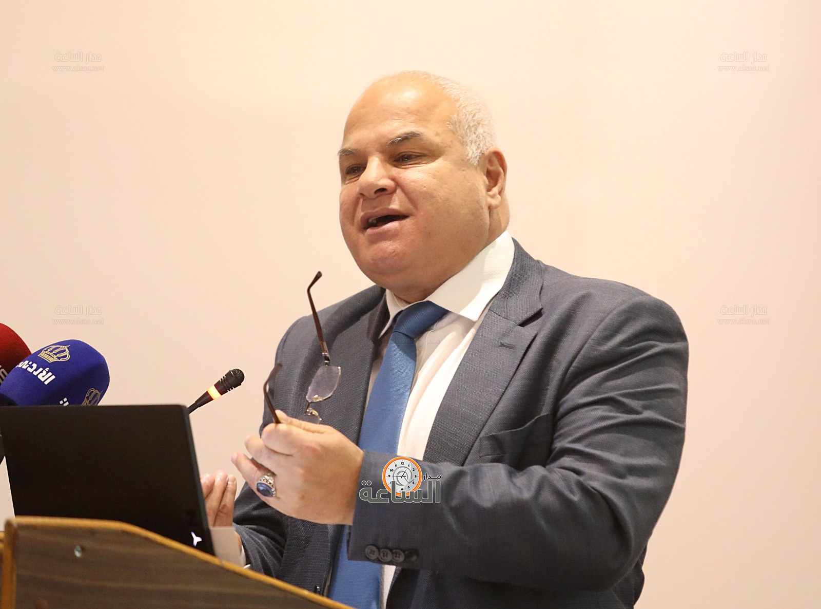 Madar Al-Saa Images 0.3762060459572152