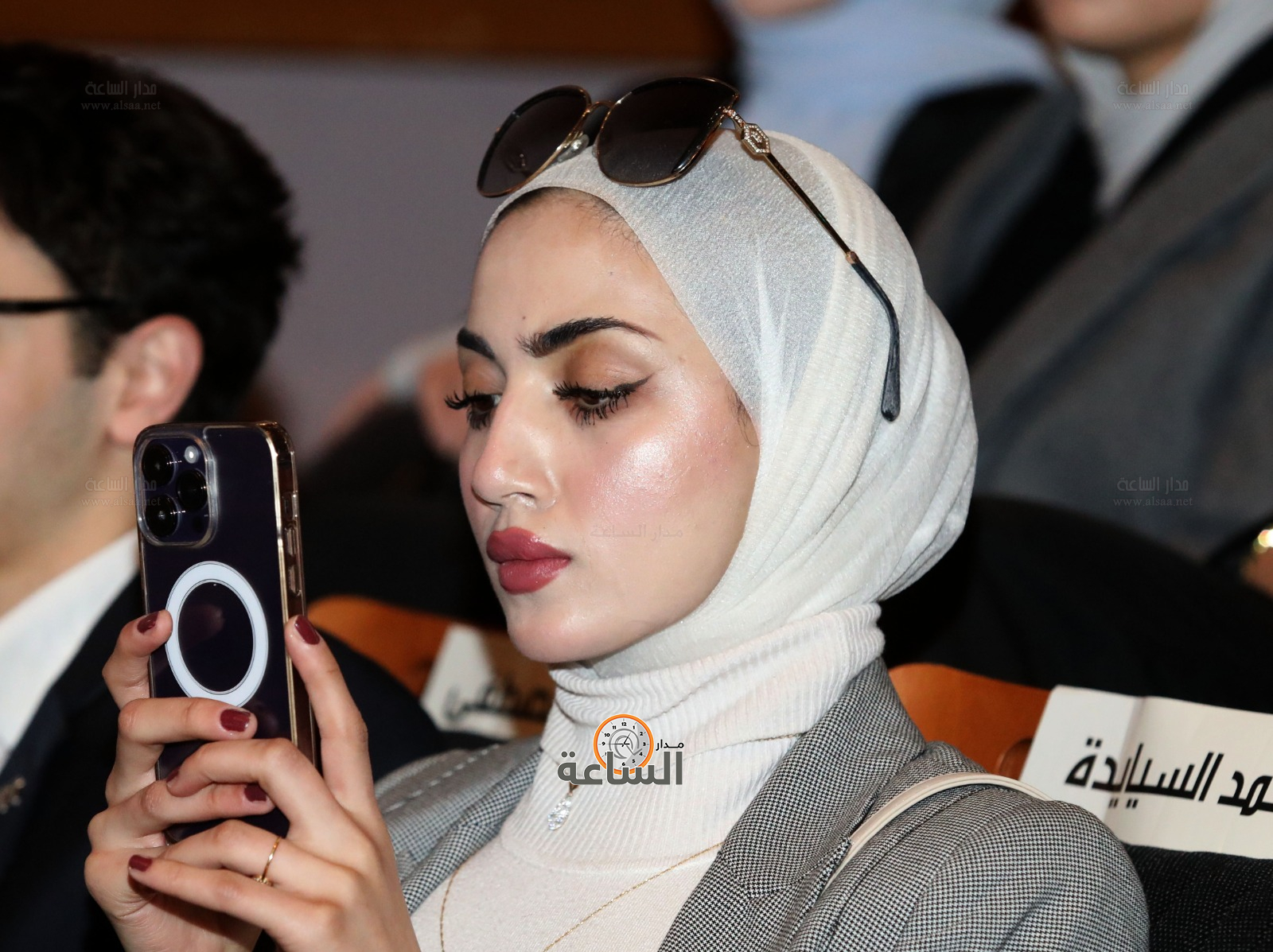 Madar Al-Saa Images 0.6982657641542946