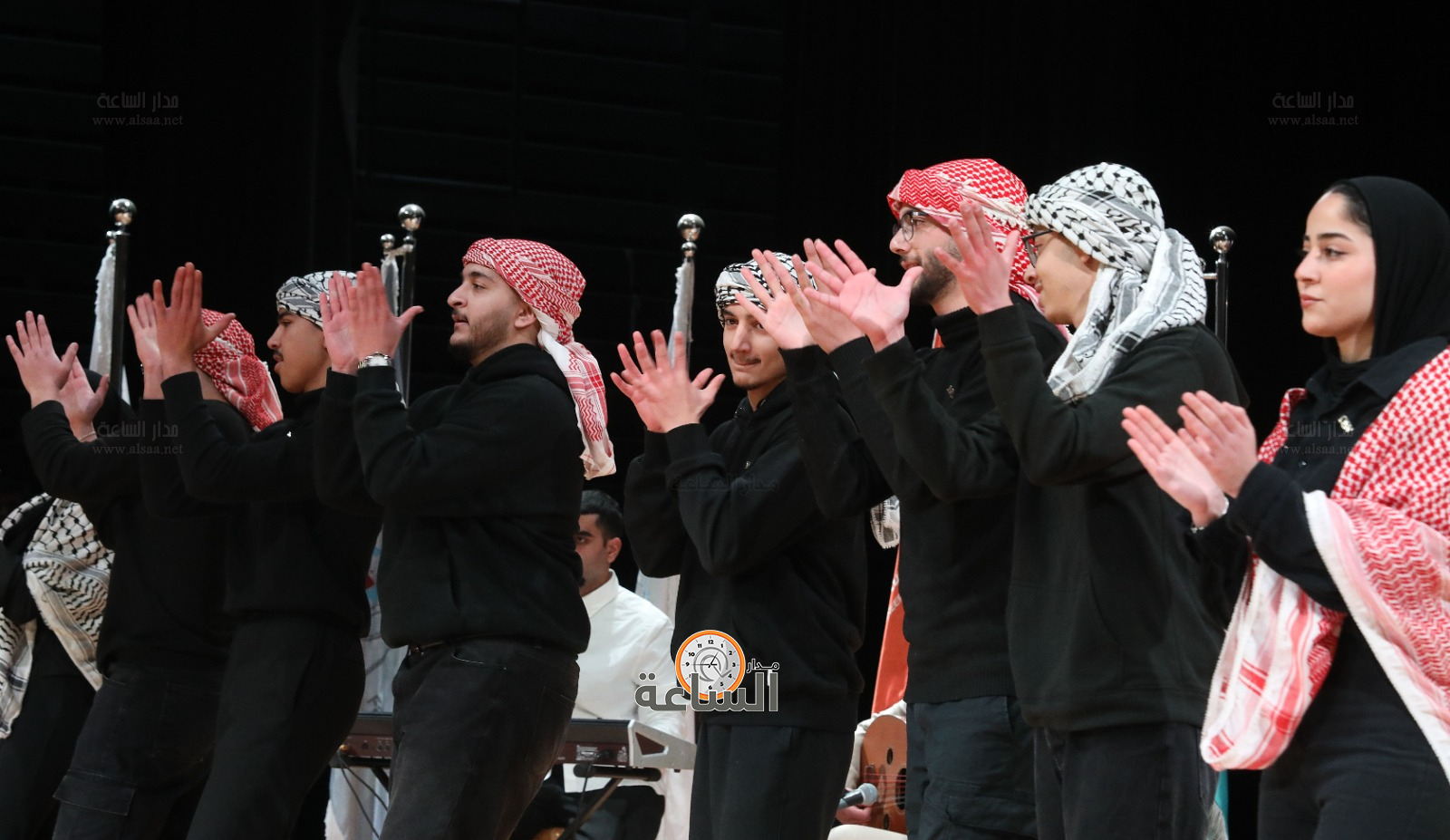 Madar Al-Saa Images 0.7898588447018517