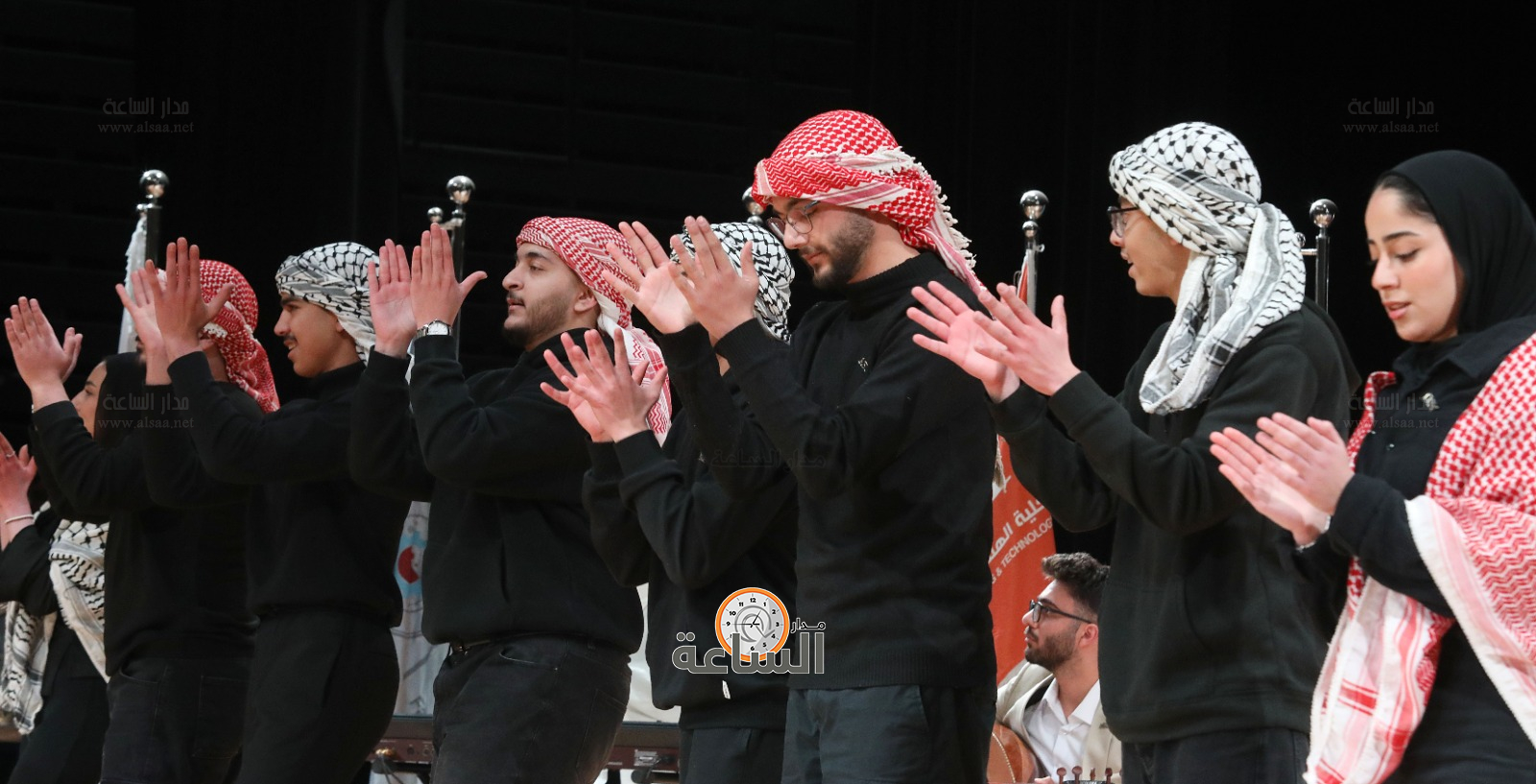 Madar Al-Saa Images 0.14569006165524545