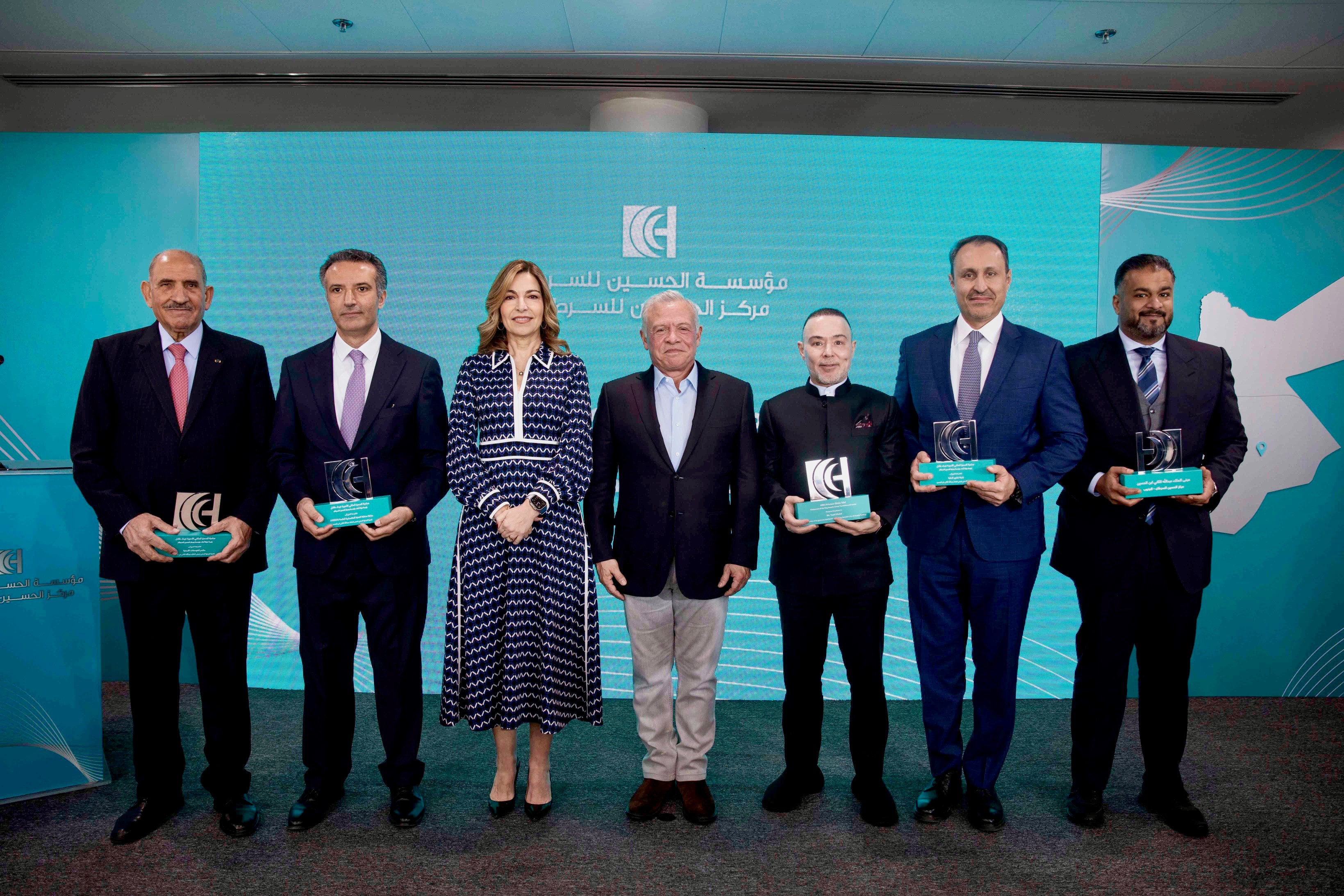 Madar Al-Saa Images 0.14335857117407347