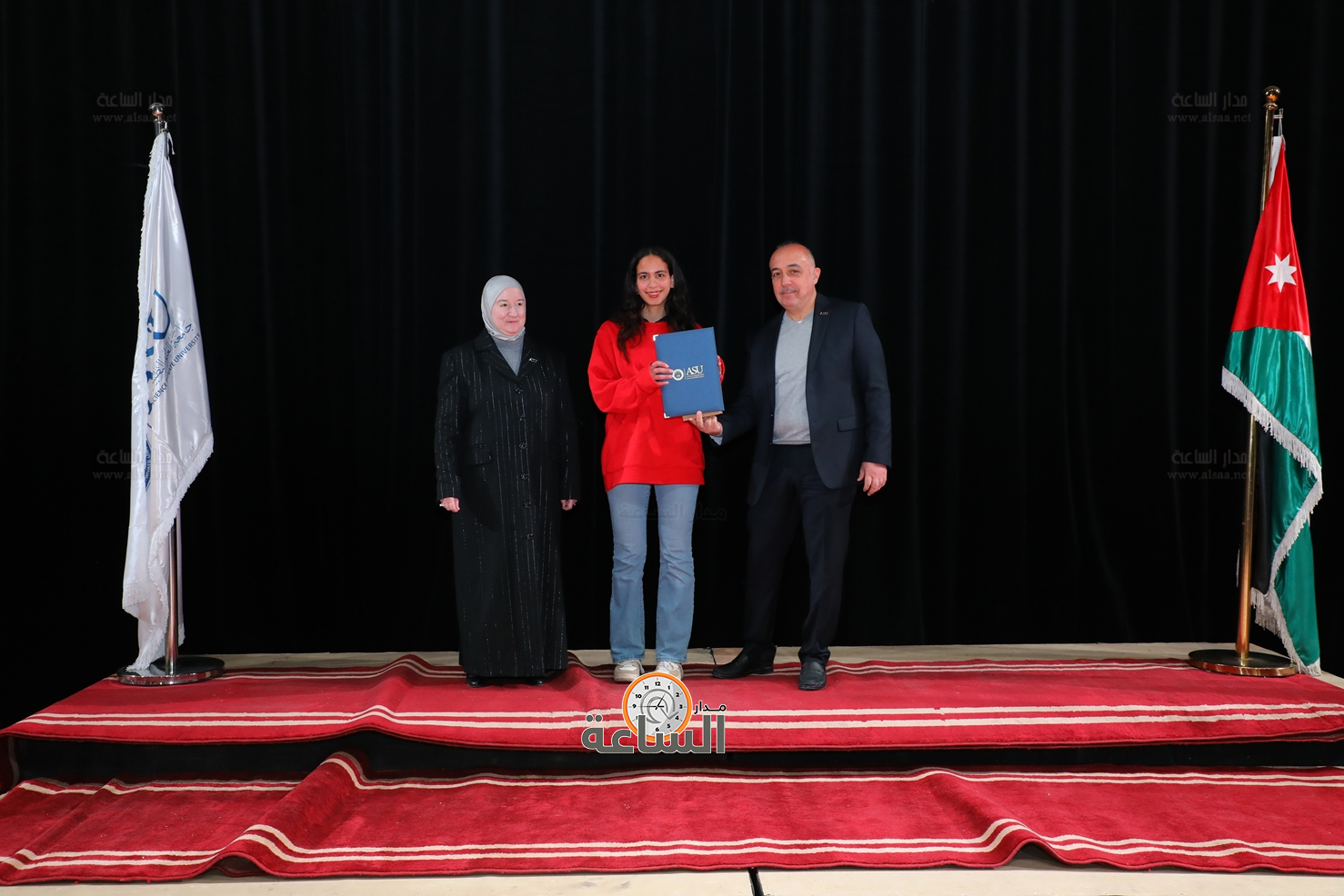 Madar Al-Saa Images 0.2145940805087745