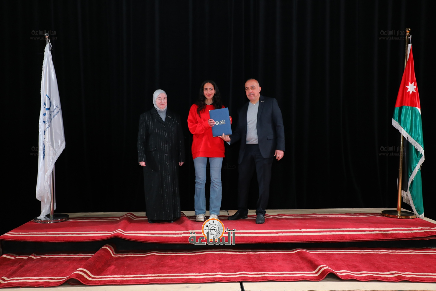 Madar Al-Saa Images 0.5148895442042247