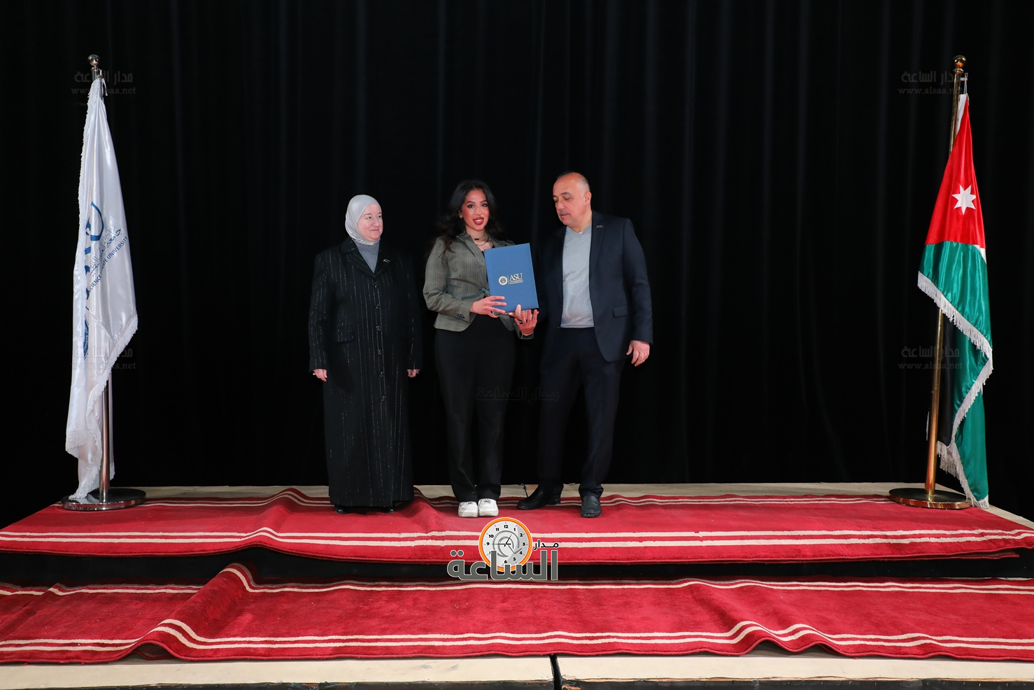 Madar Al-Saa Images 0.4998526016343745