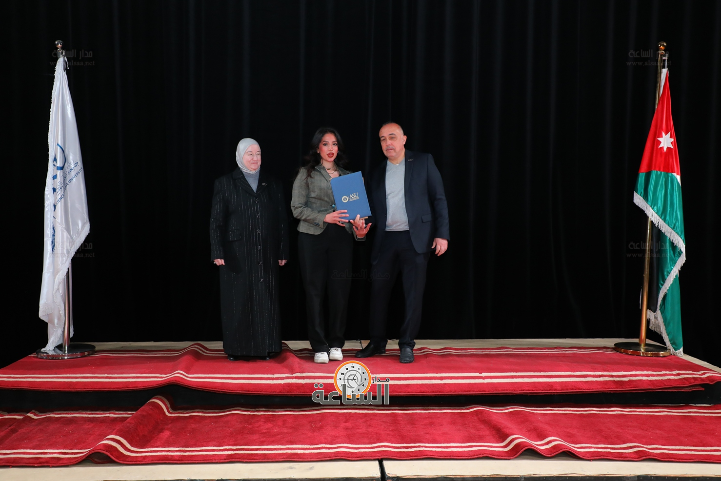 Madar Al-Saa Images 0.7399645787039442