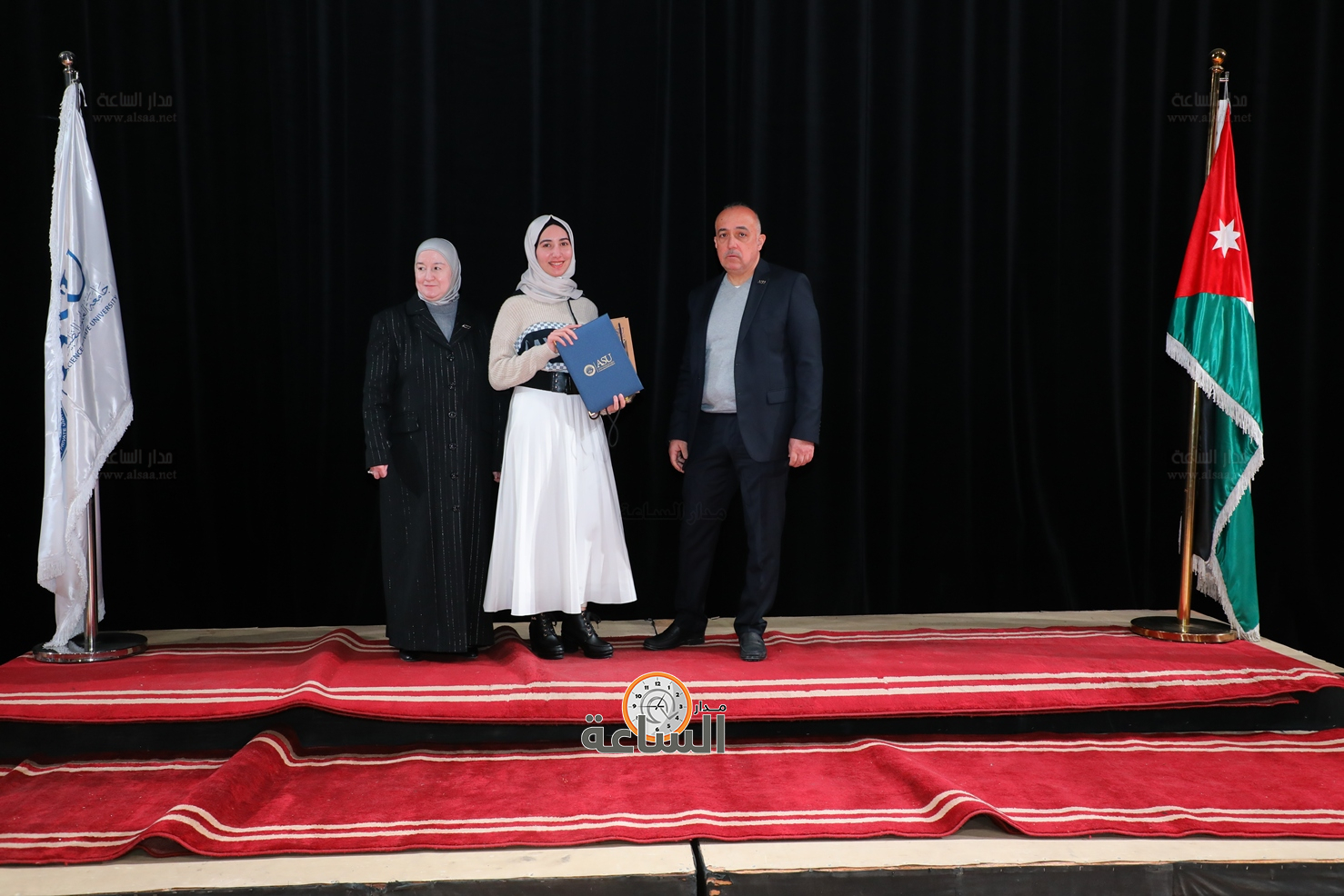 Madar Al-Saa Images 0.8417326049000047