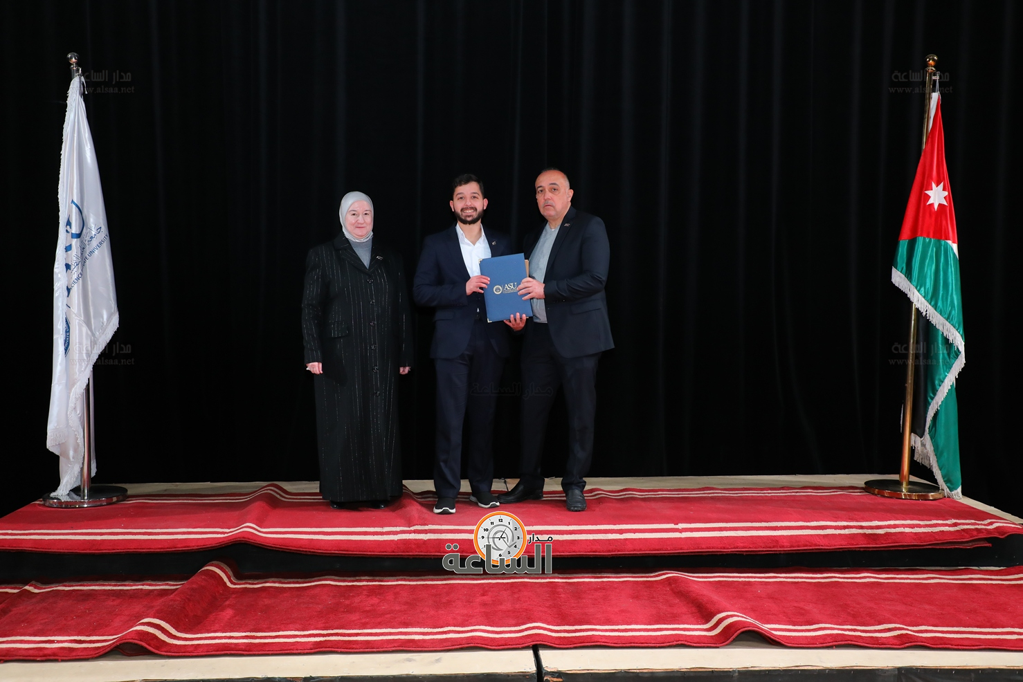 Madar Al-Saa Images 0.7172771587281472