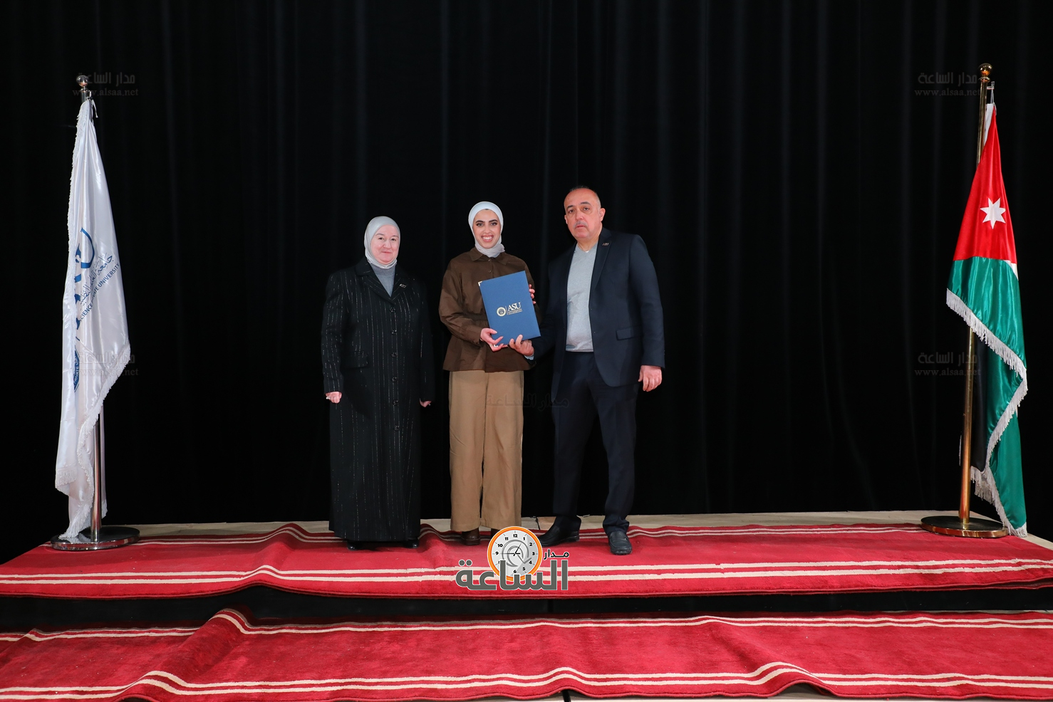 Madar Al-Saa Images 0.2216135896013569