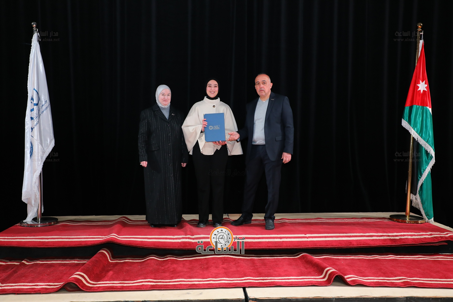 Madar Al-Saa Images 0.4848140952324298