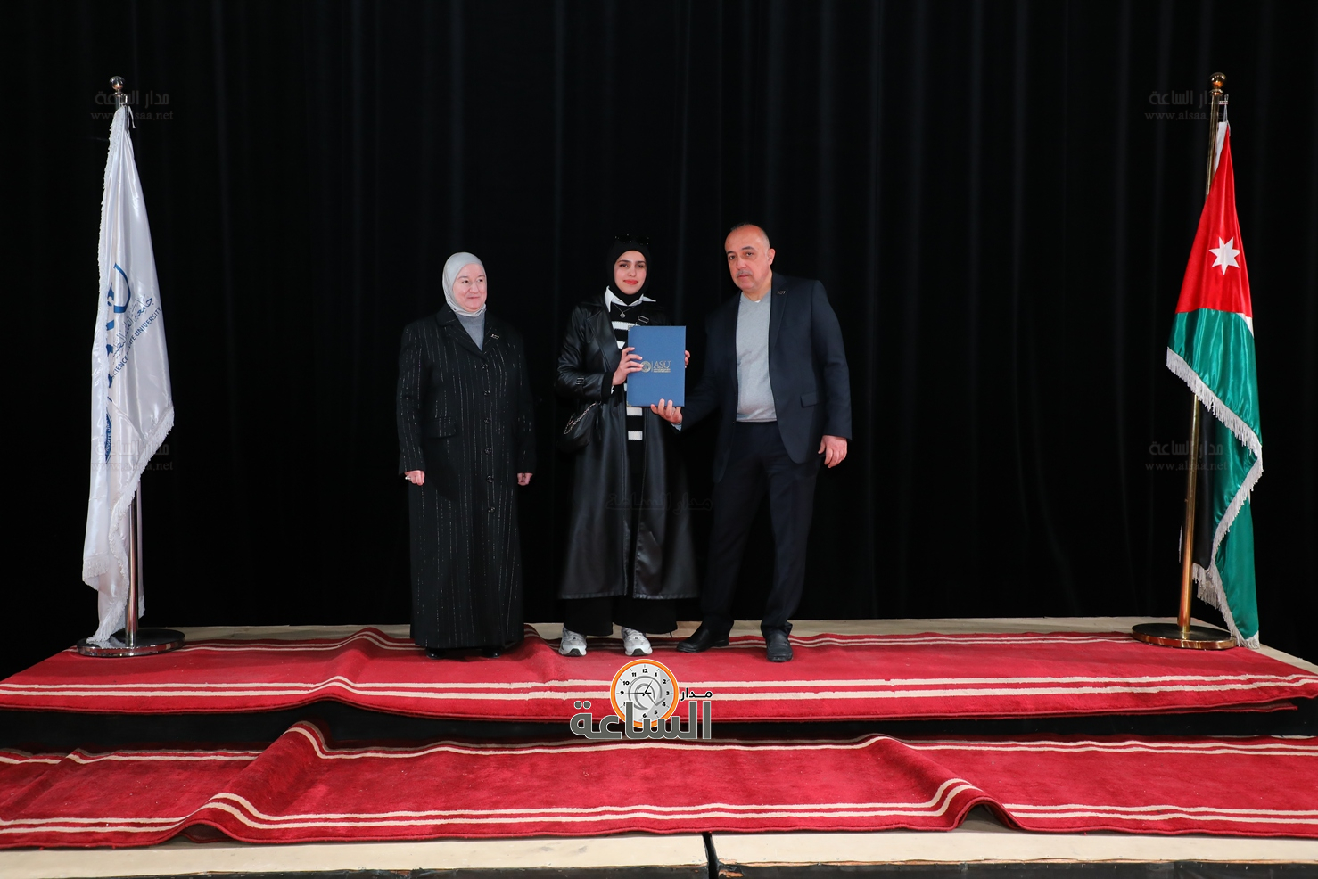 Madar Al-Saa Images 0.9847128184599452