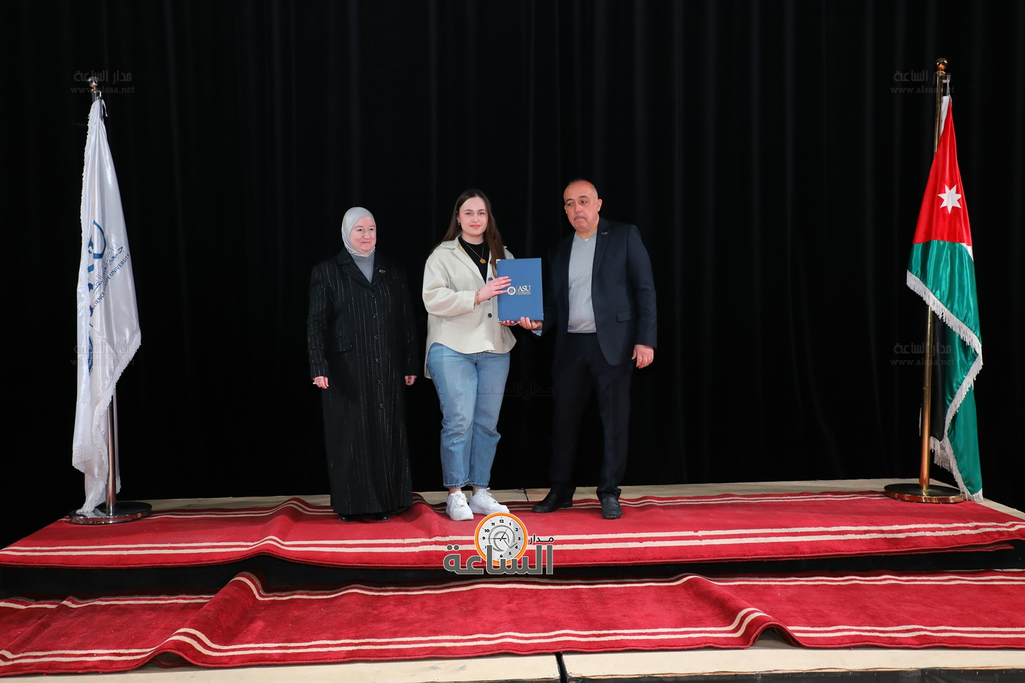 Madar Al-Saa Images 0.8647003445993229